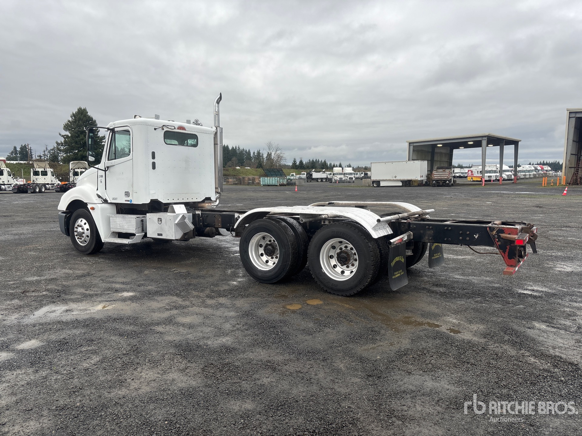 General Appearance with Picture, Left Rear Corner