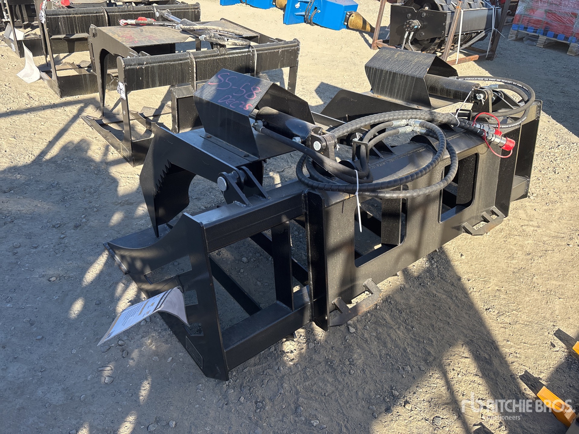 General Appearance with Bild, Ecke hinten links