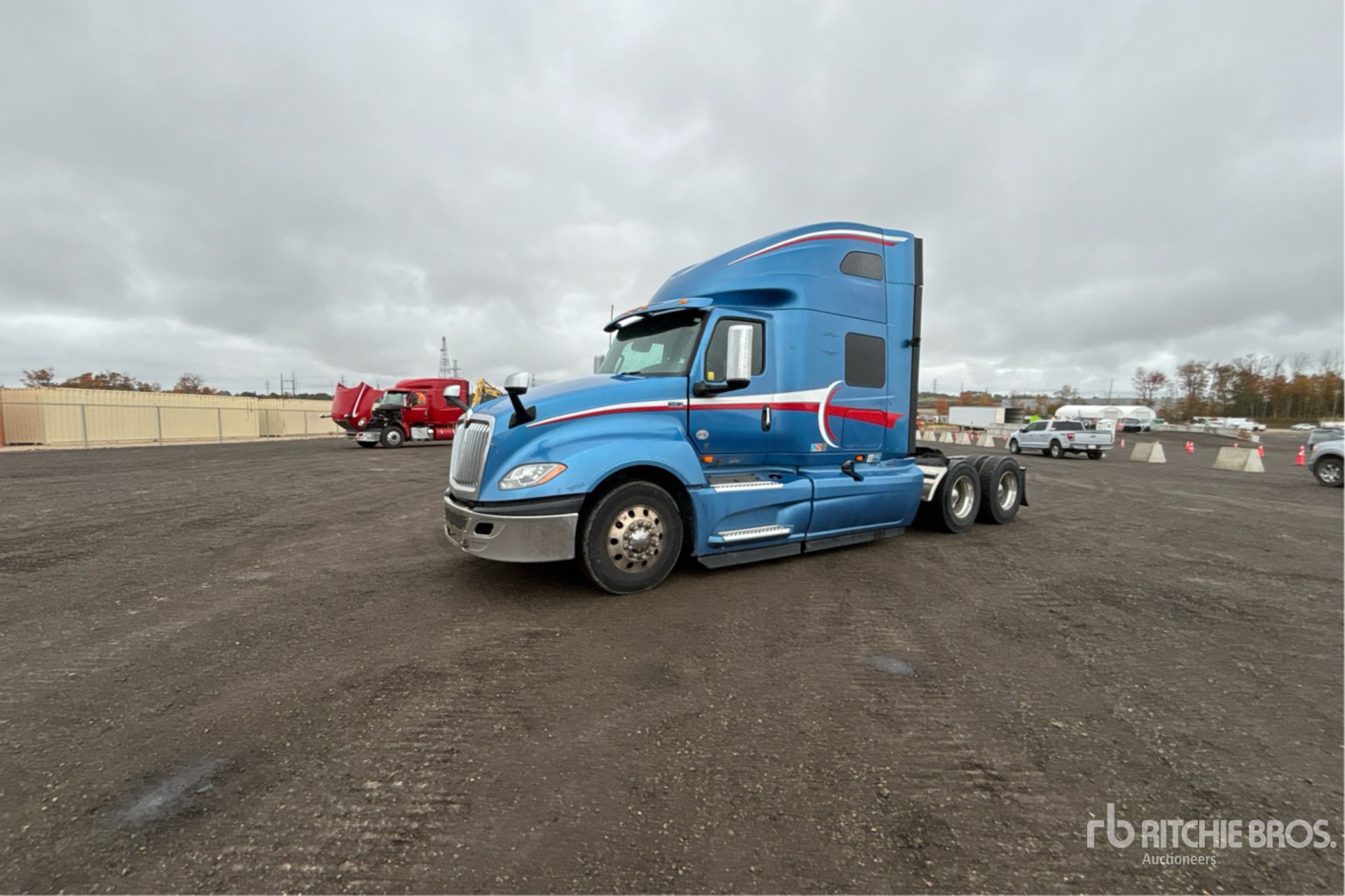 General Appearance with Picture, Left Front Corner