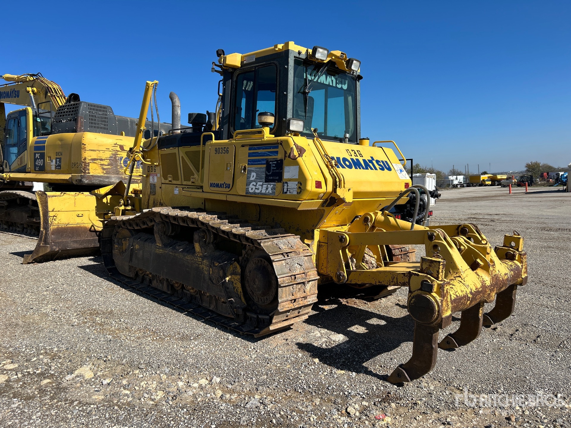 General Appearance with Imagen: esquina trasera izquierda