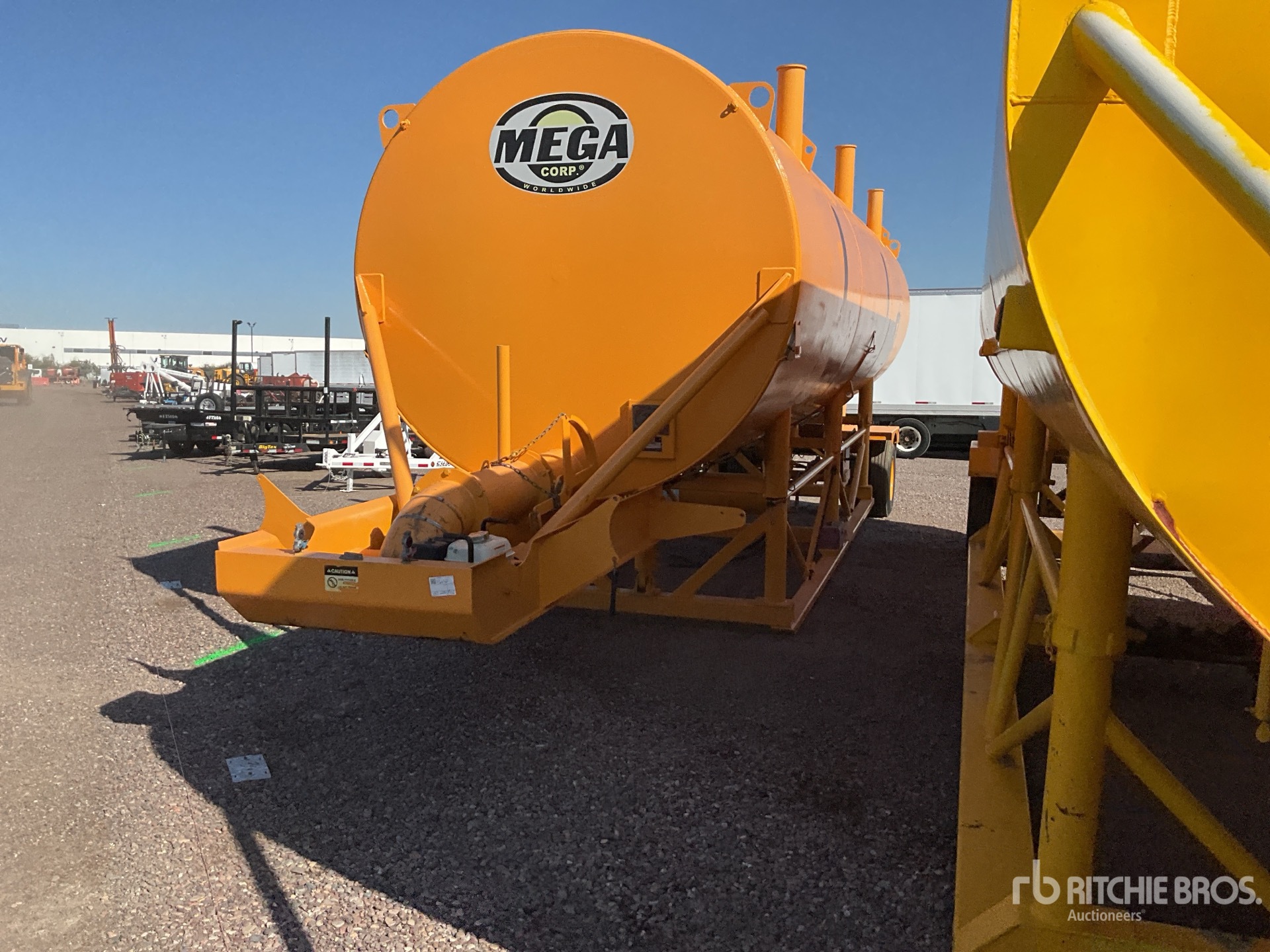 General Appearance with Featured Photo