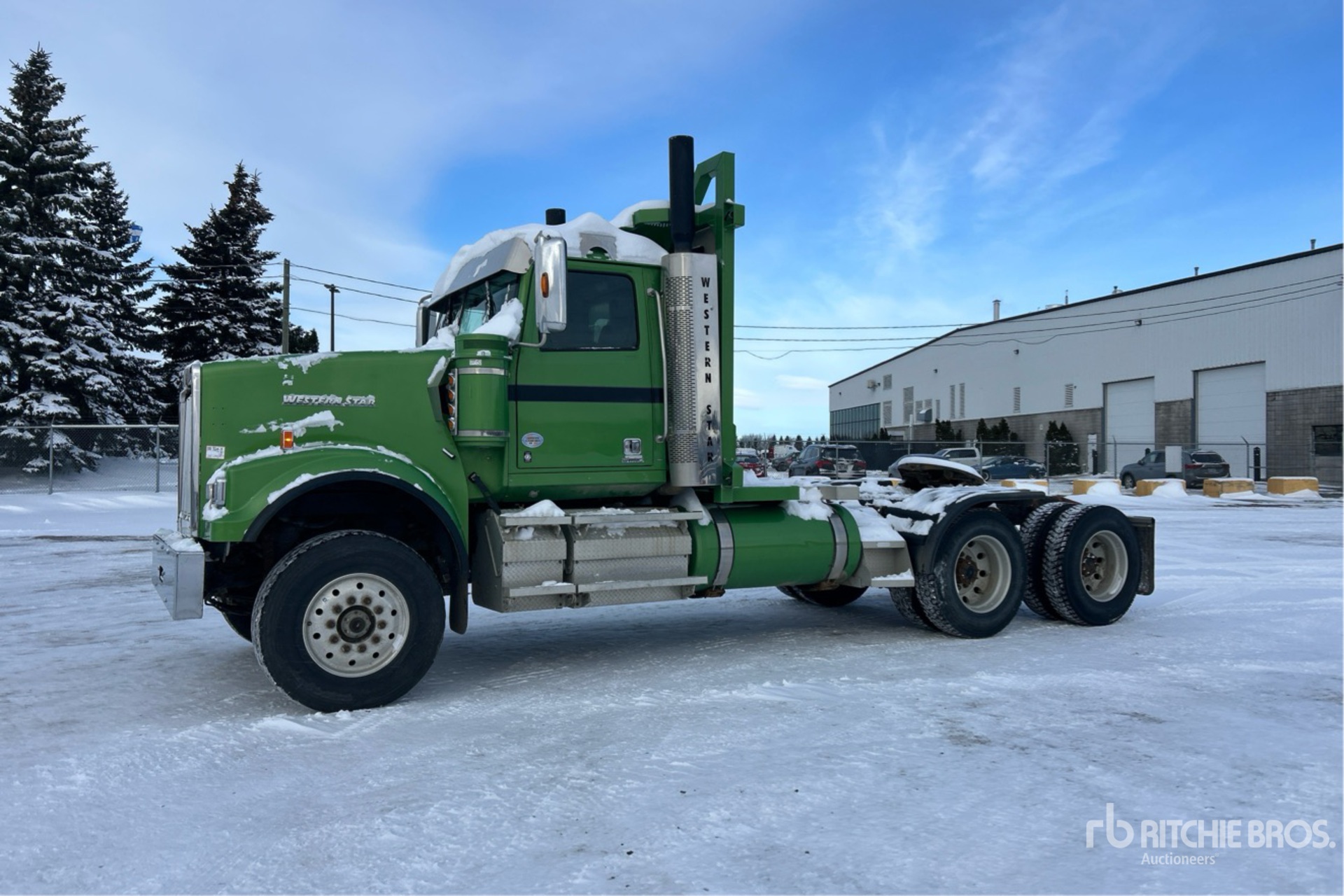 General Appearance with Picture, Left Front Corner