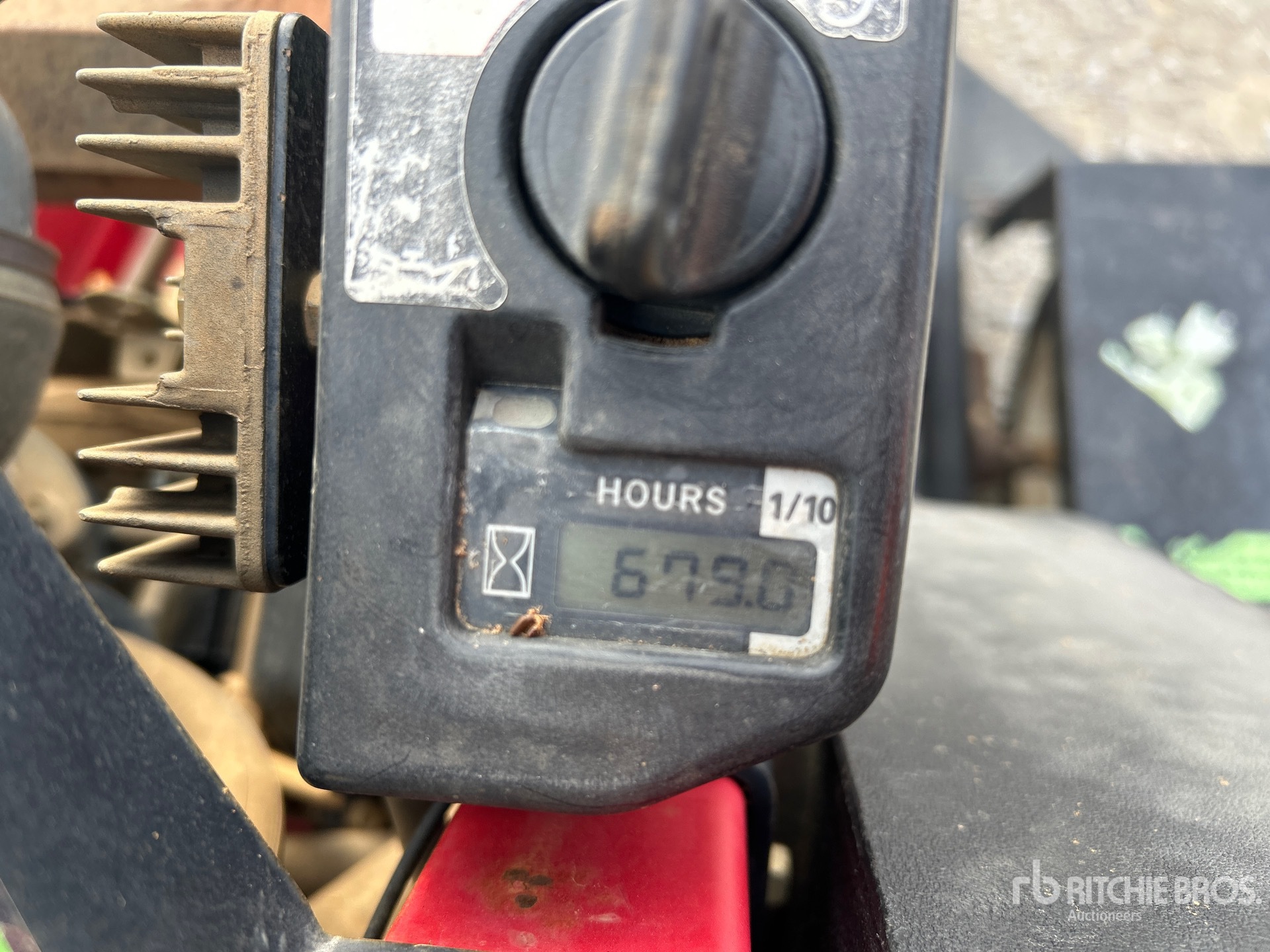 General Appearance with Hour Meter / Odometer