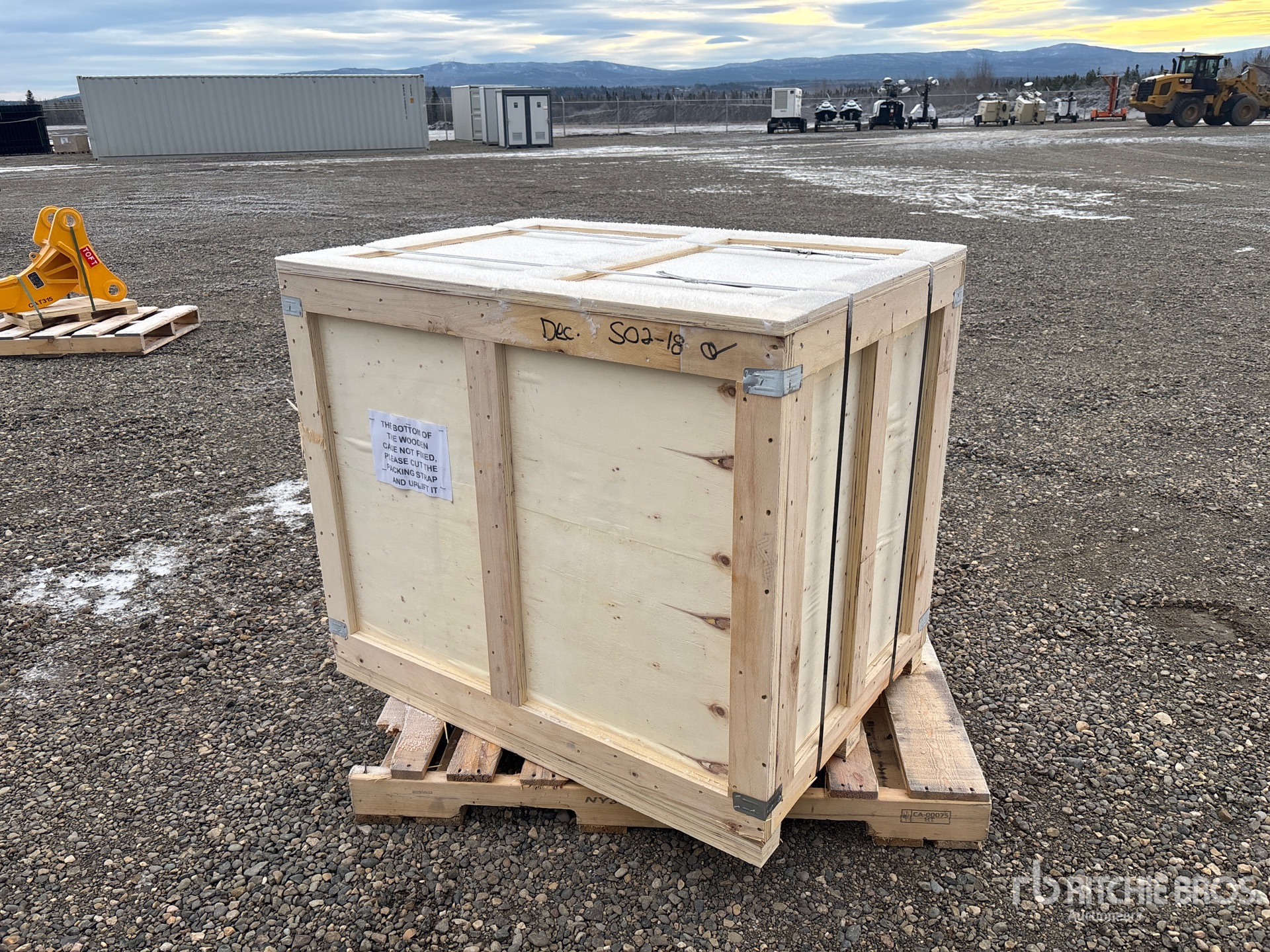 General Appearance with Picture, Left Front Corner