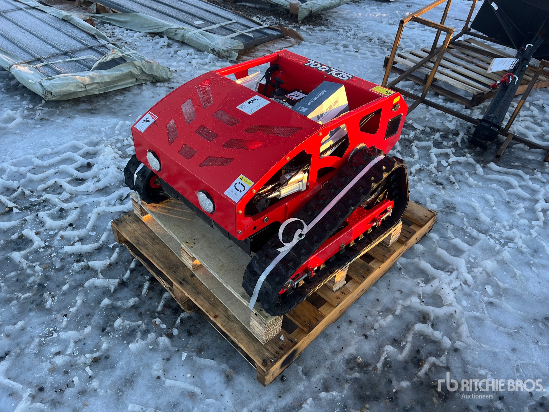 General Appearance with Picture, Left Front Corner