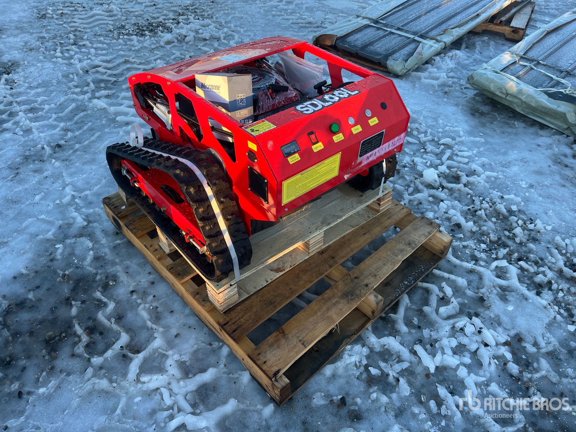 General Appearance with Picture, Left Rear Corner