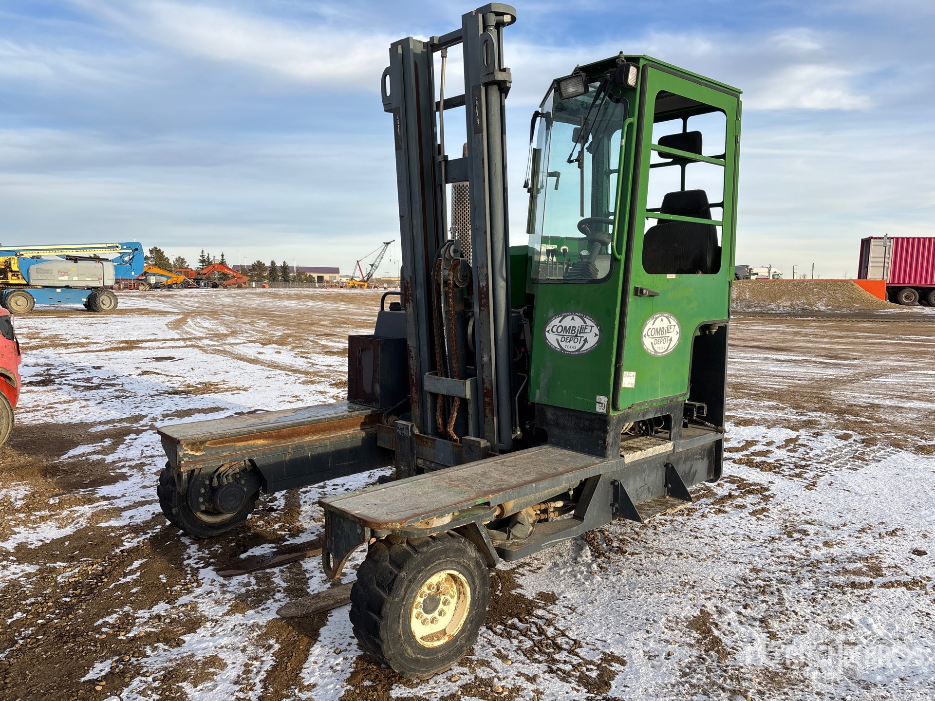 General Appearance with Picture, Left Front Corner