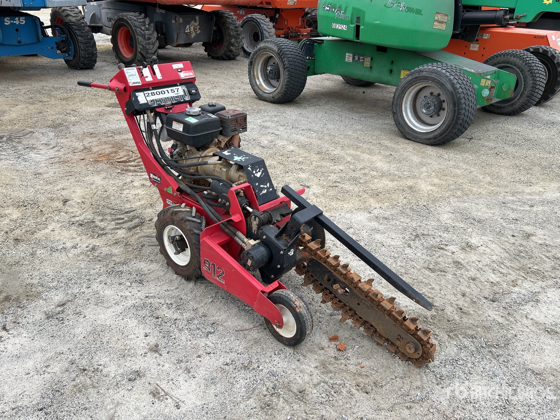 General Appearance with Picture, Right Front Corner