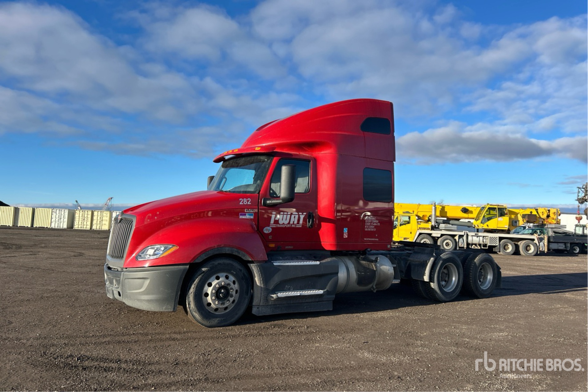 Aspect général with Image, coin avant gauche