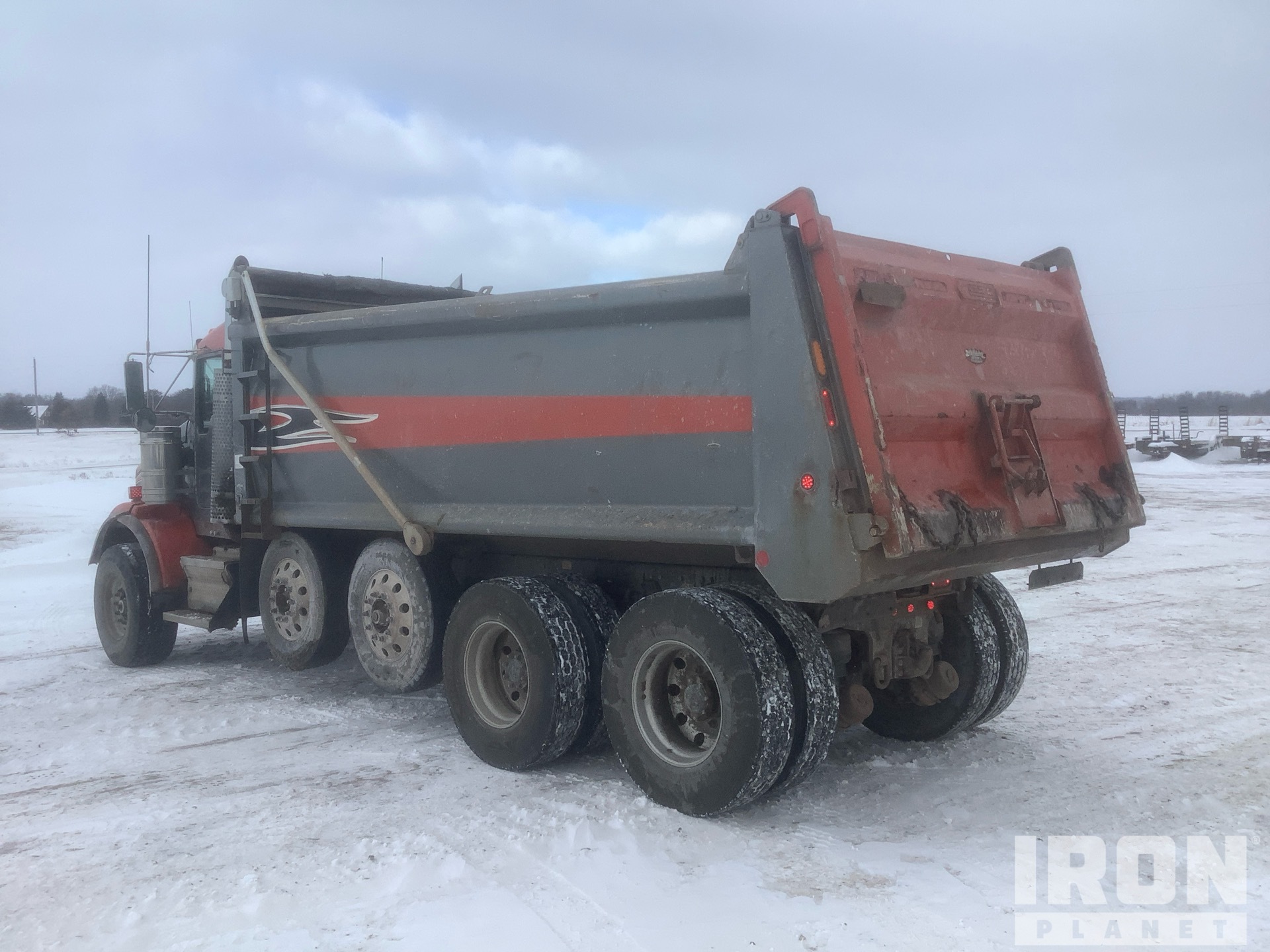 General Appearance with Imagen: esquina trasera izquierda