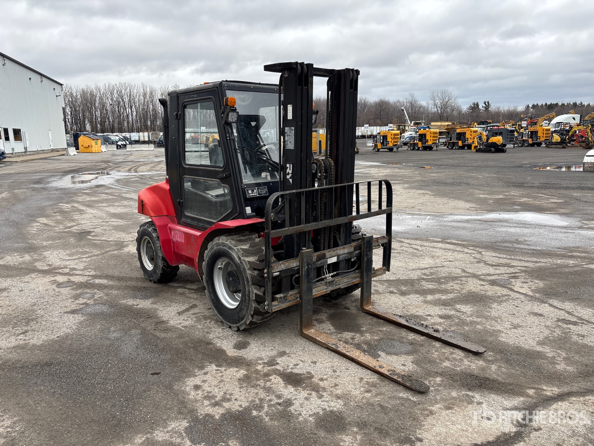 Aspect général with Image, coin avant droit