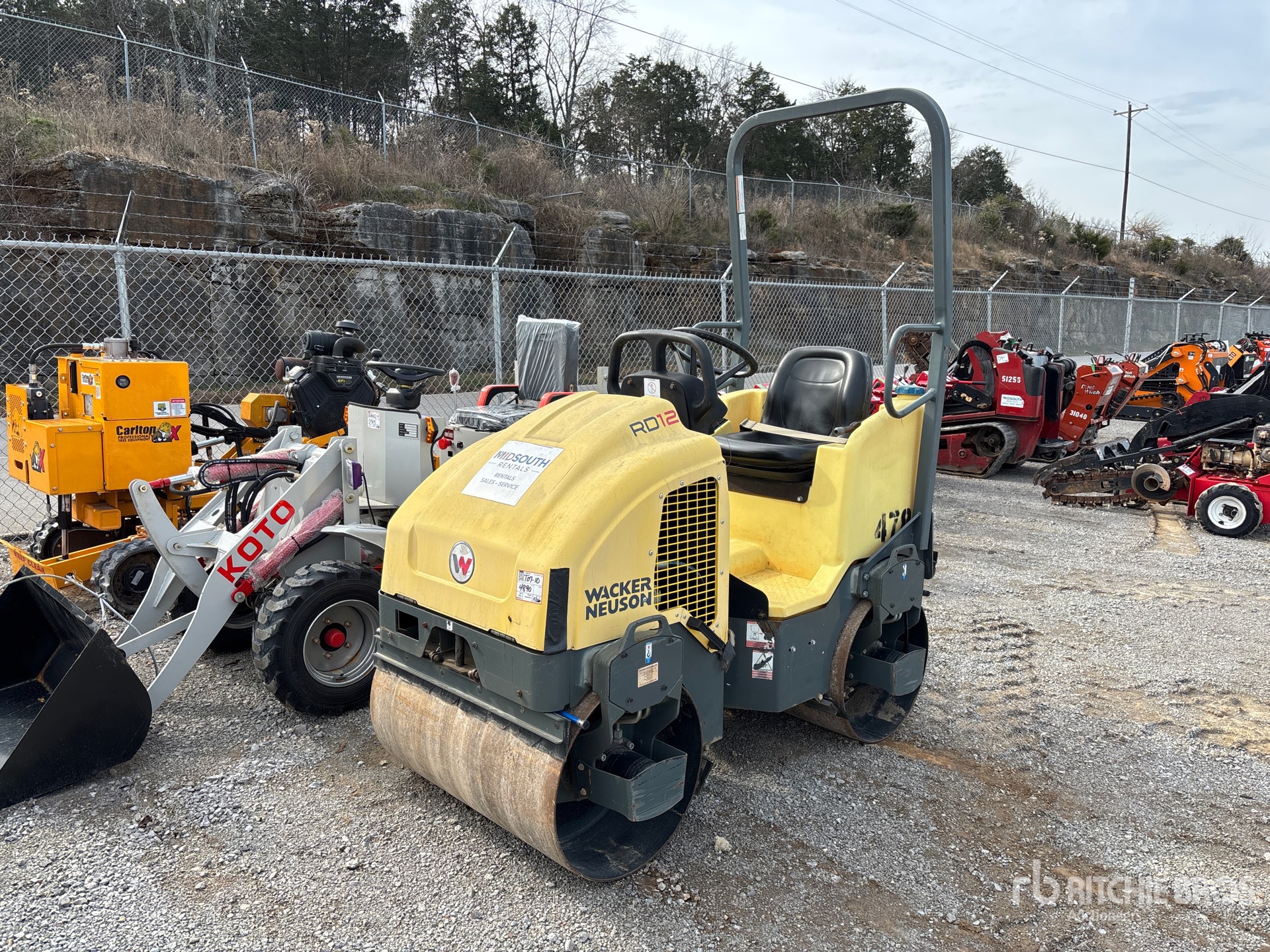 General Appearance with Bild, Ecke vorne links