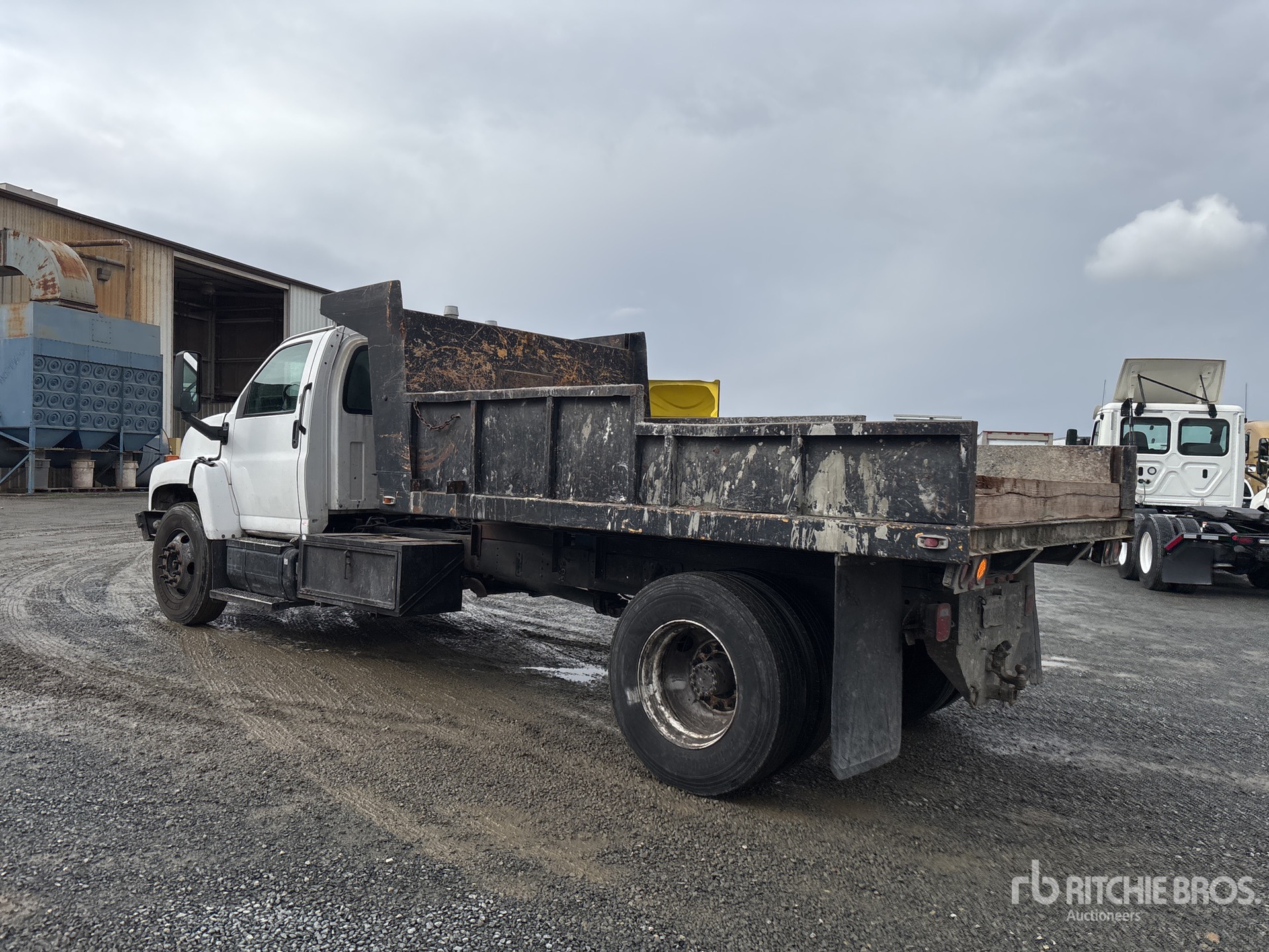 Aspect général with Image, coin arrière gauche