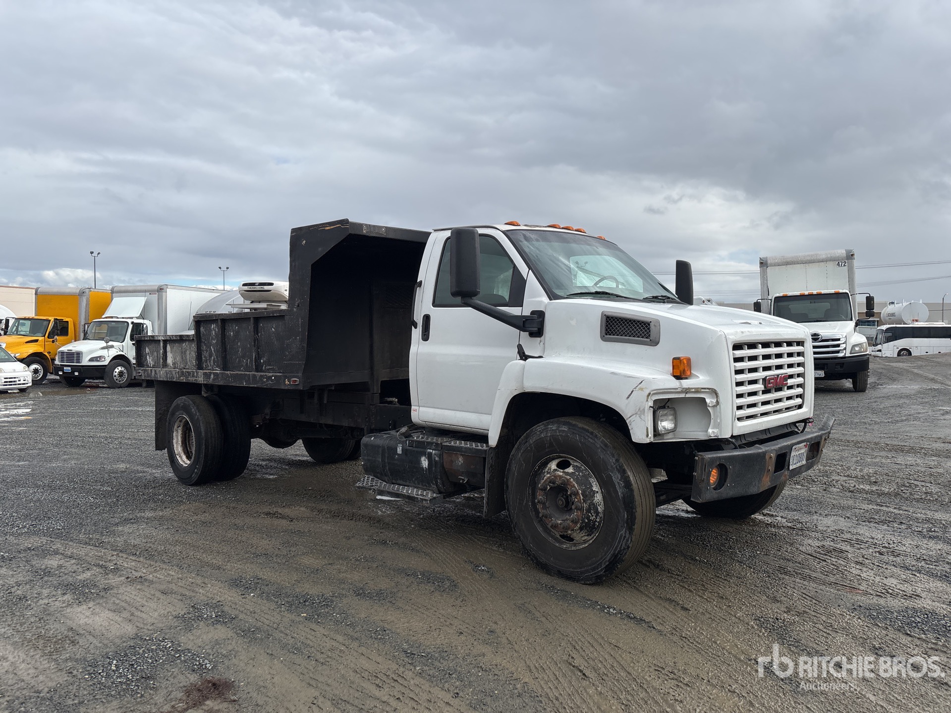 Aspect général with Image, coin avant droit