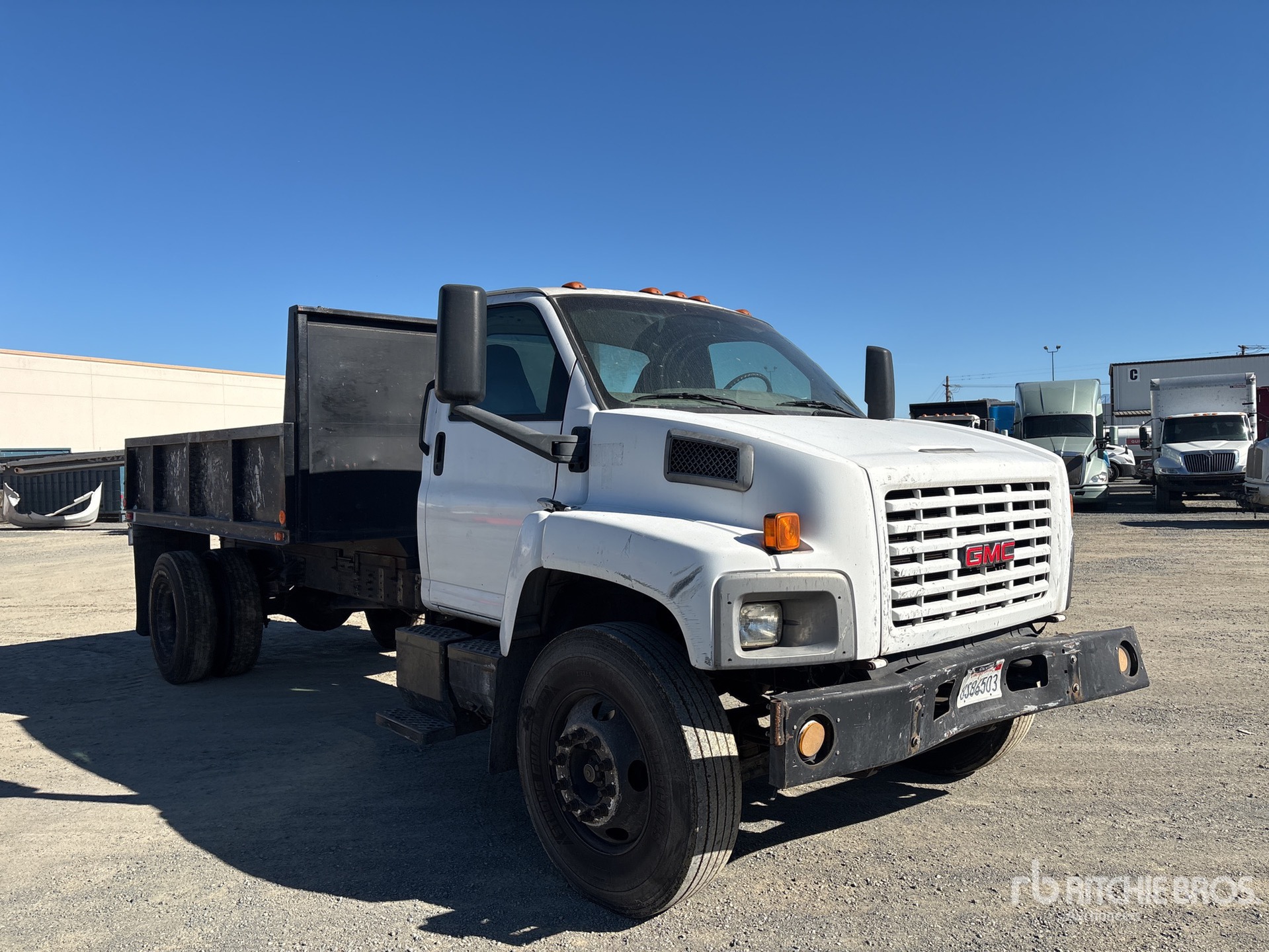 General Appearance with Foto, angolo anteriore destro