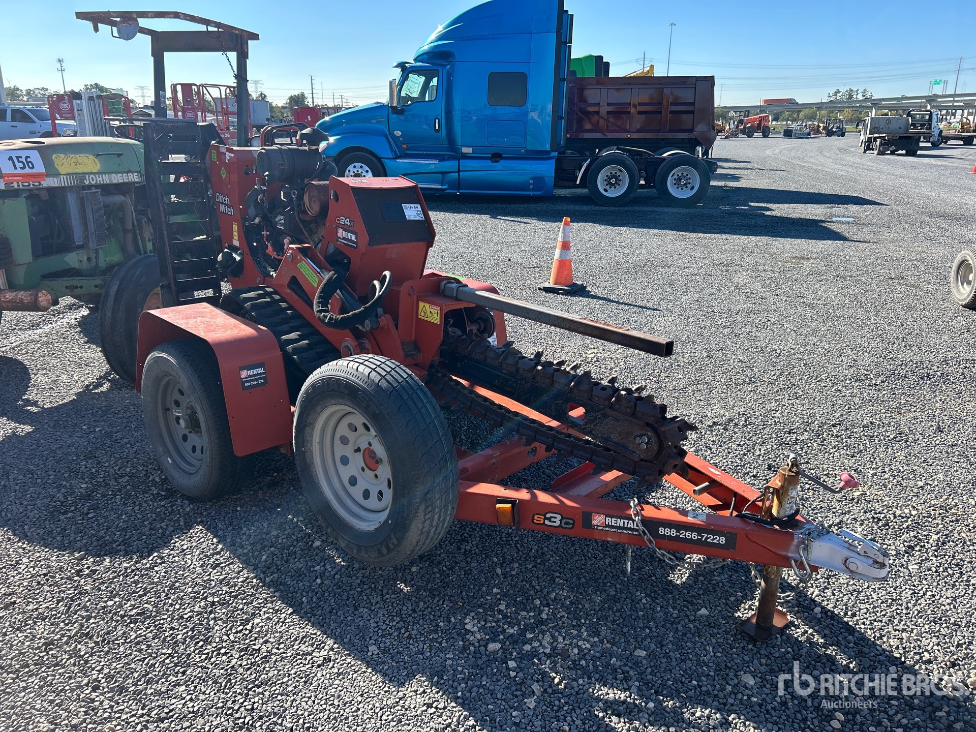 General Appearance with Picture, Right Front Corner