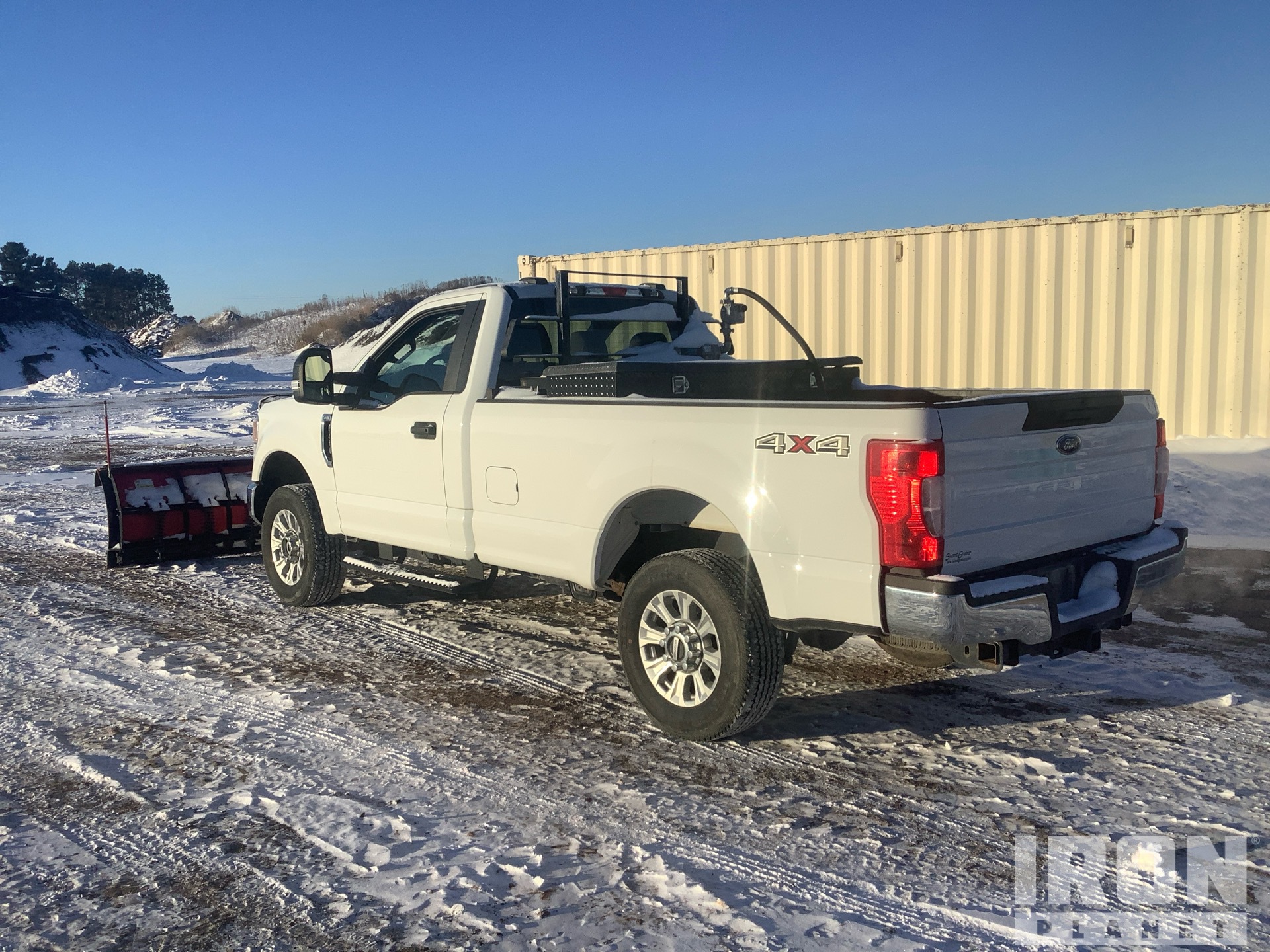 General Appearance with Foto, angolo posteriore sinistro