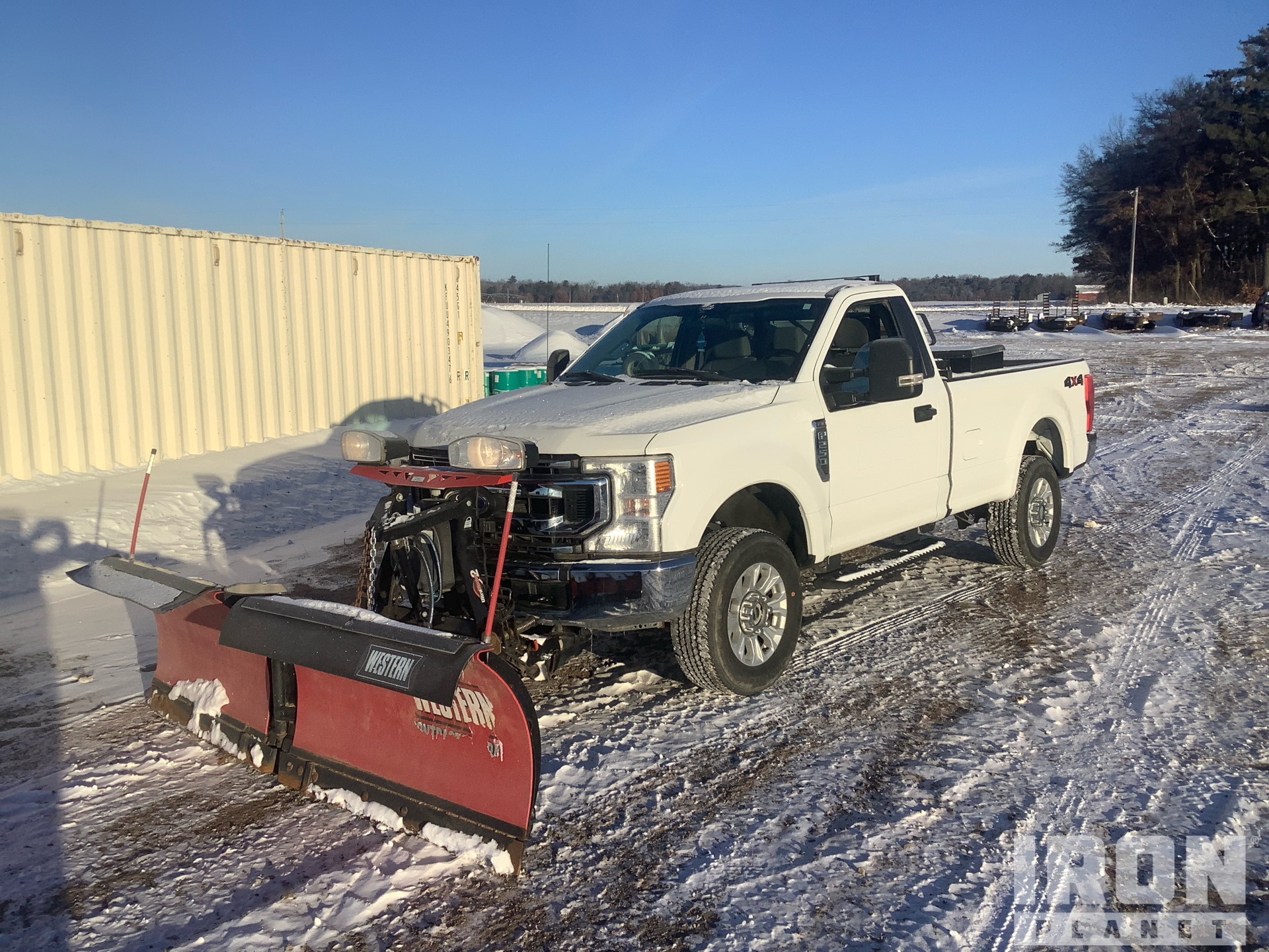 General Appearance with Foto, angolo anteriore sinistro