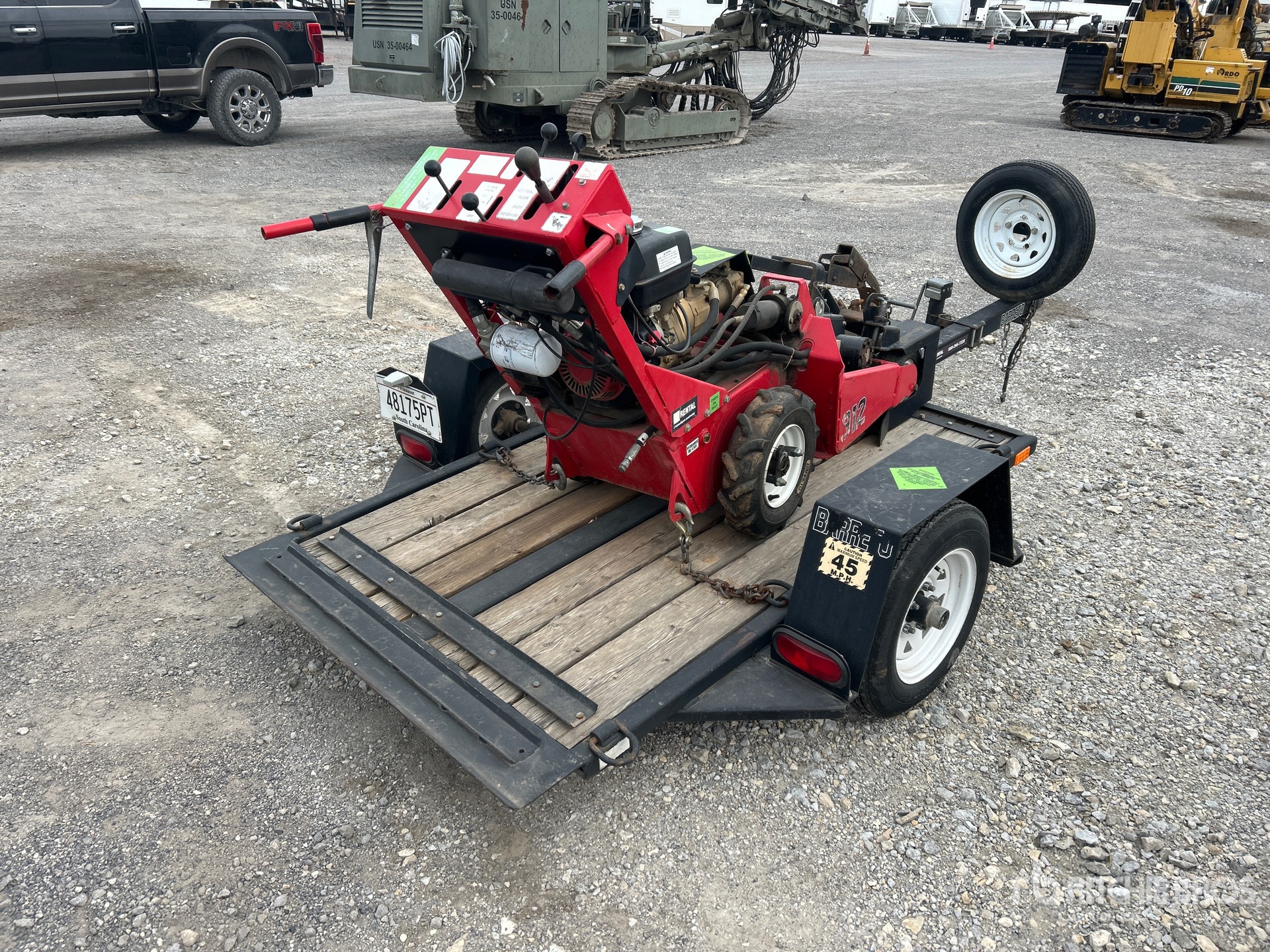 Aspect général with Image, coin arrière droit