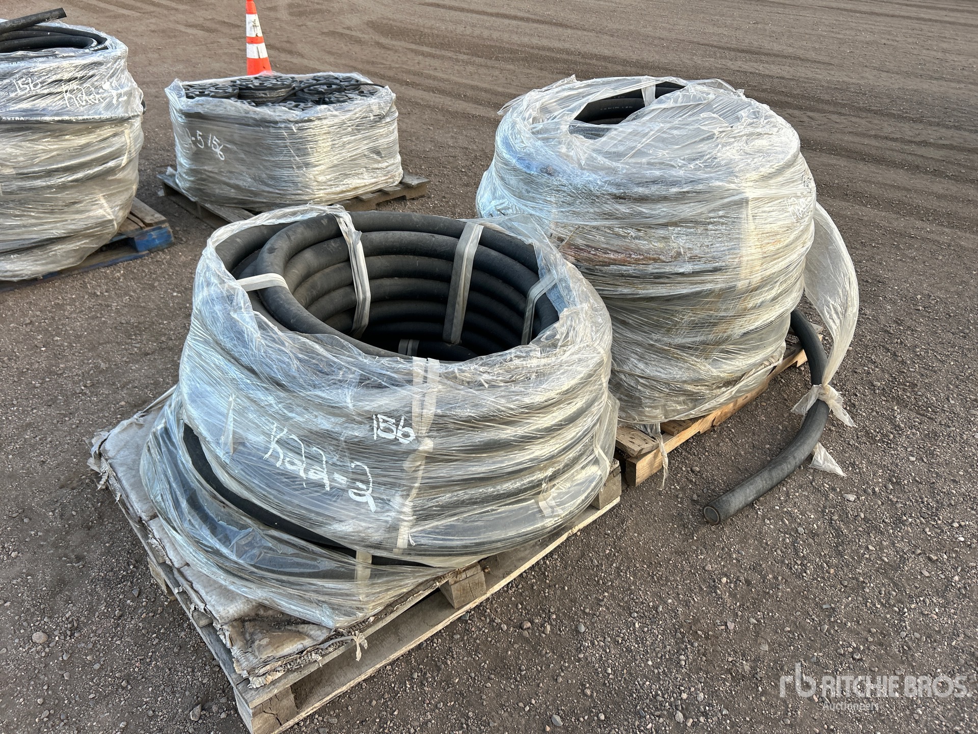 Aspect général with Image, coin arrière droit