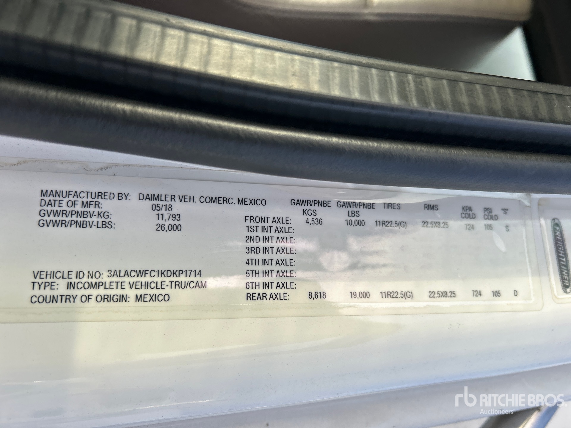 General Appearance with Serial Number / VIN