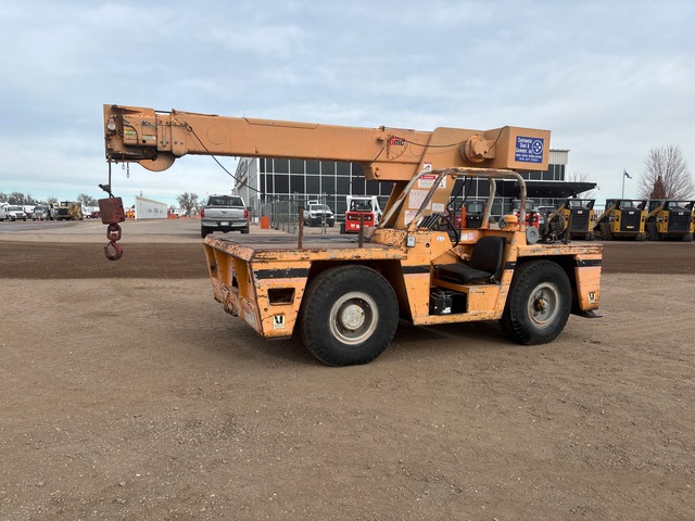 1995 Broderson IC802D 17000 lb 4x2 Carry Deck Crane
