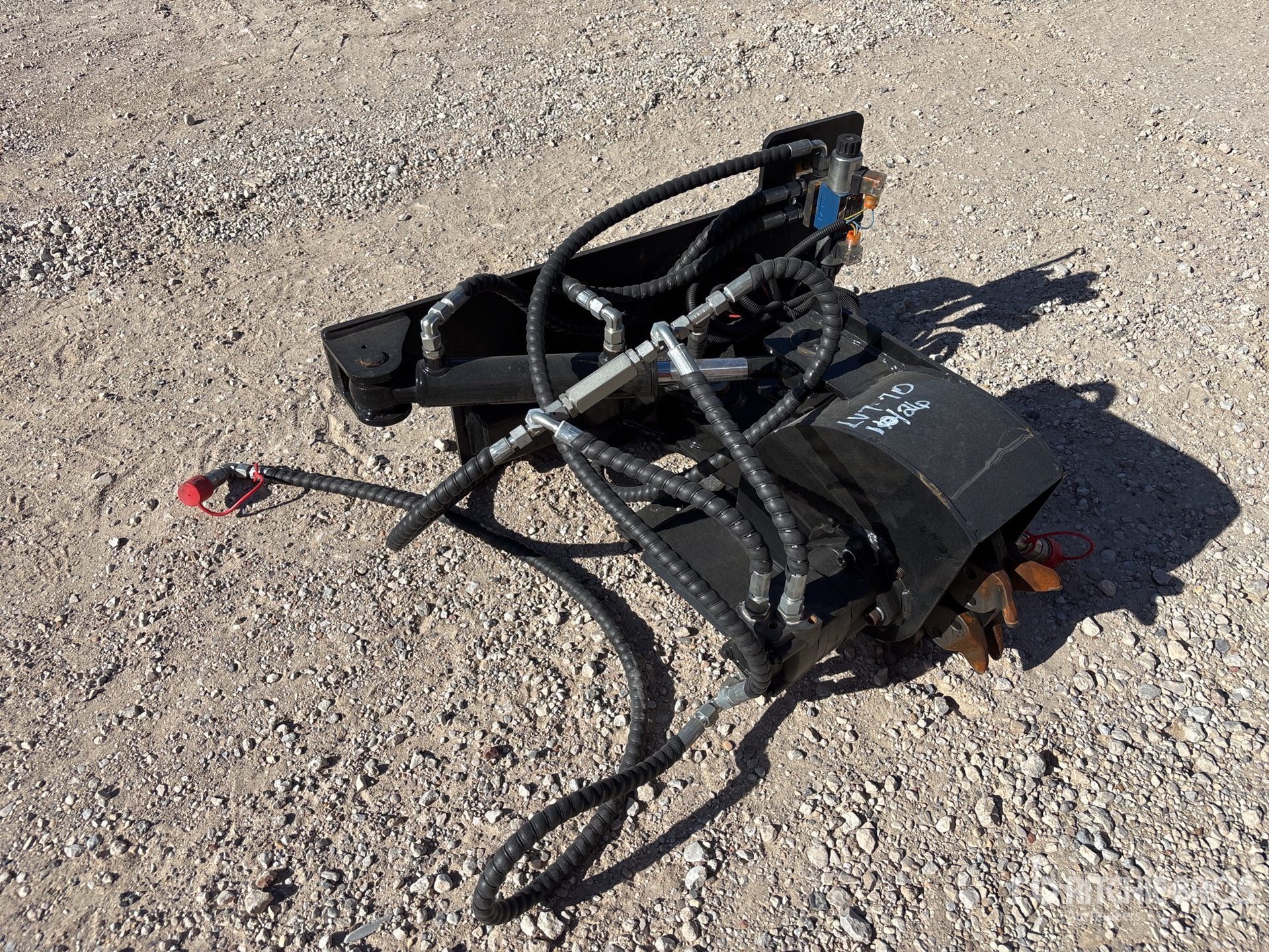 General Appearance with Bild, Ecke vorne rechts