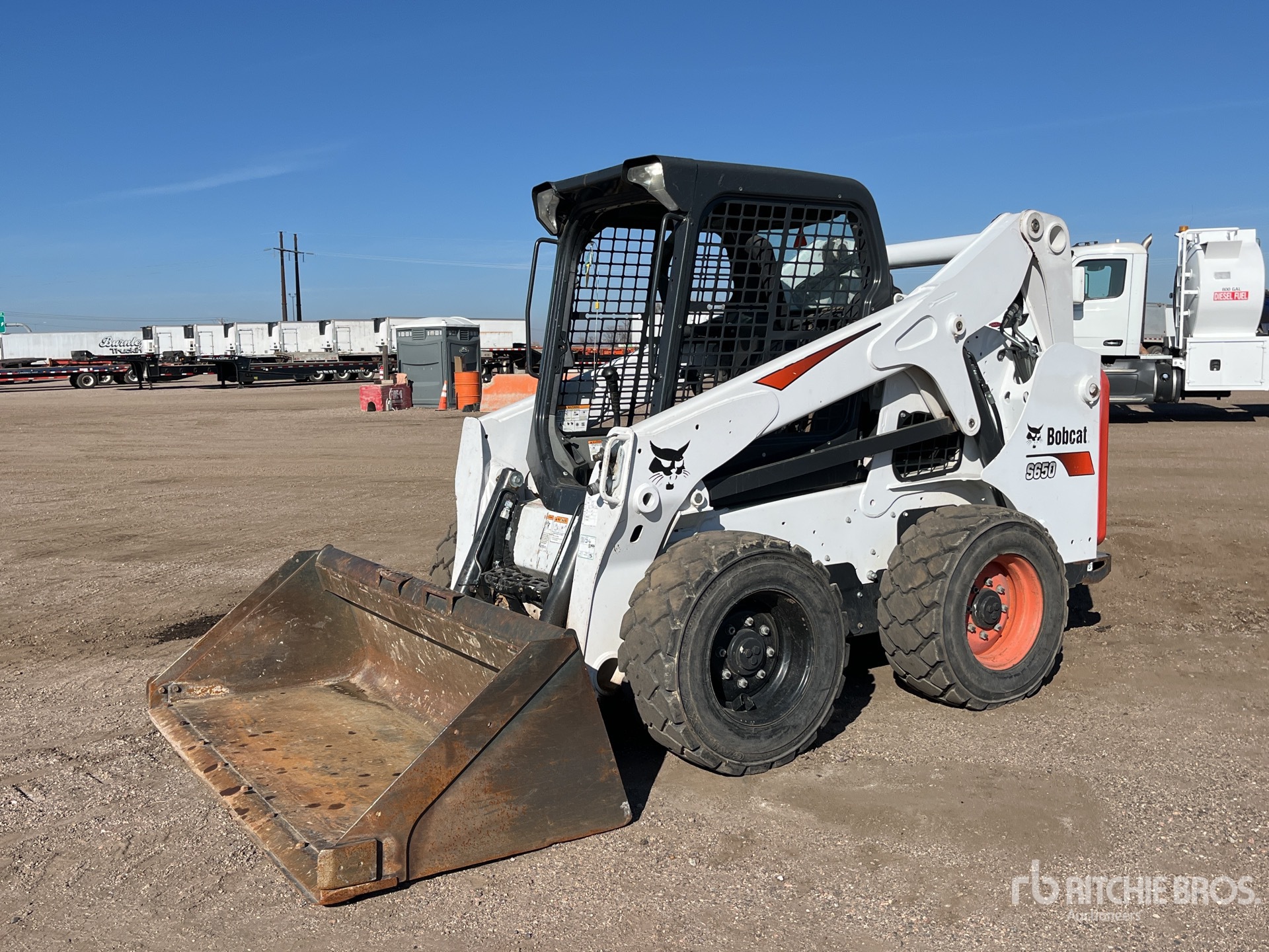 General Appearance with Bild, Ecke vorne links