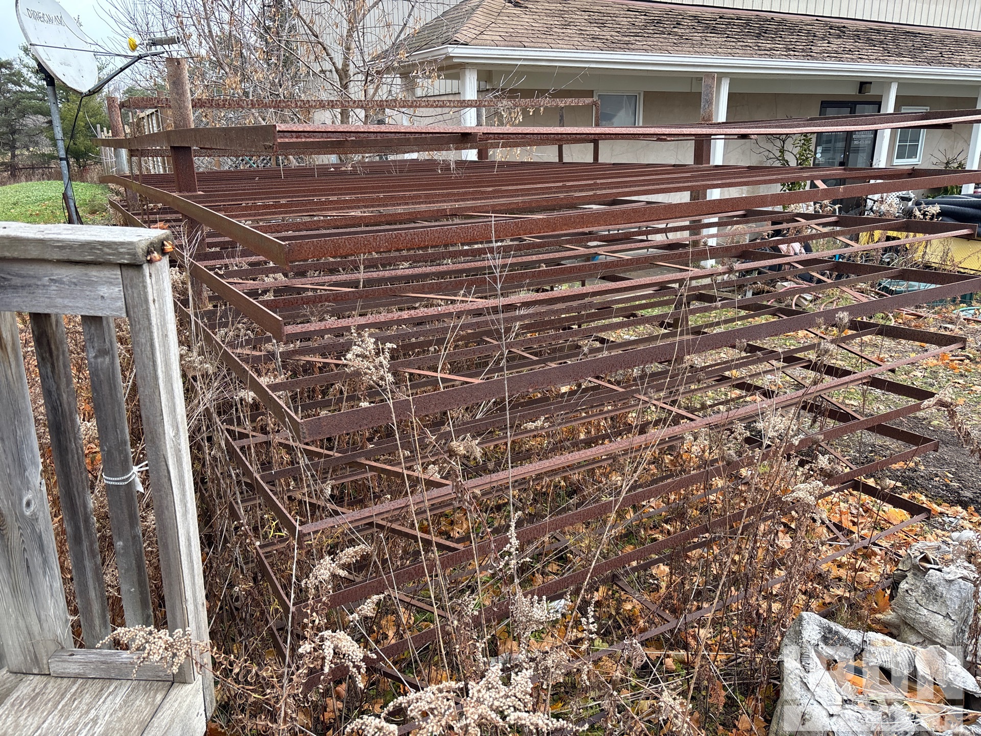 General Appearance with Imagen: esquina trasera derecha