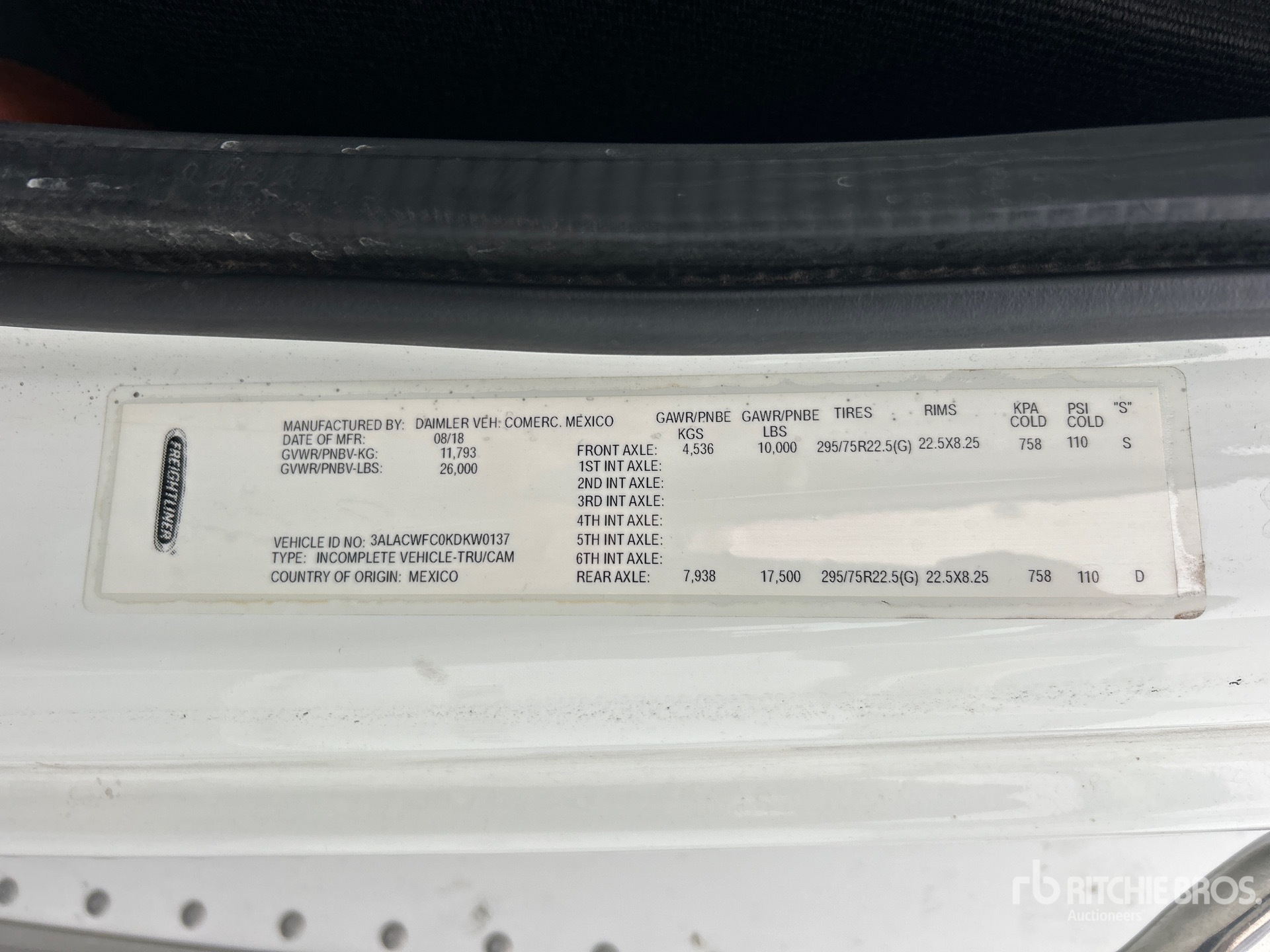 General Appearance with Serial Number / VIN