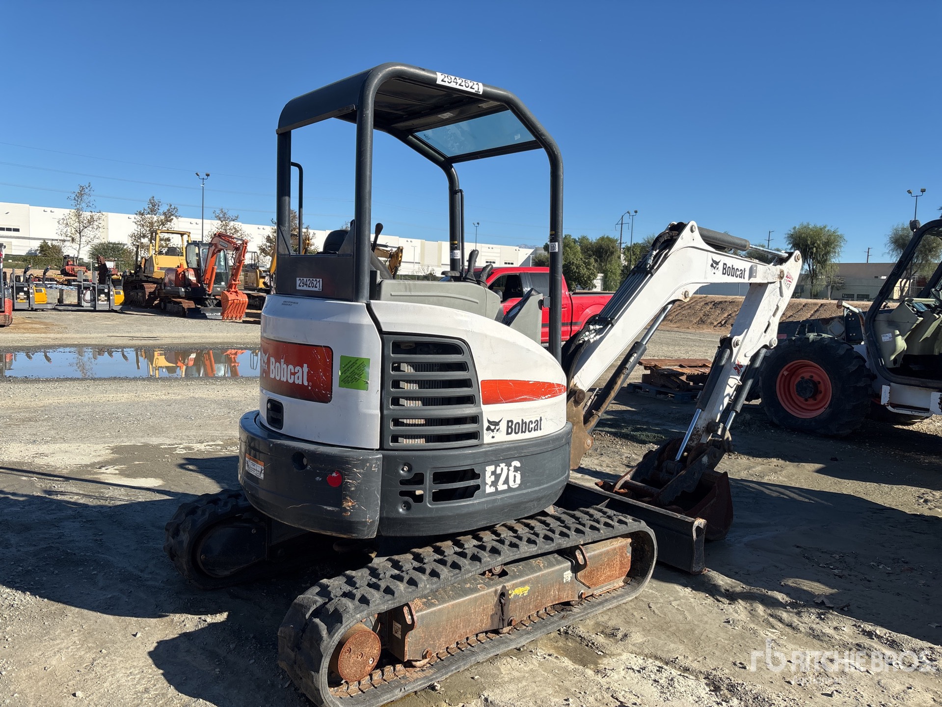 General Appearance with Picture, Left Rear Corner