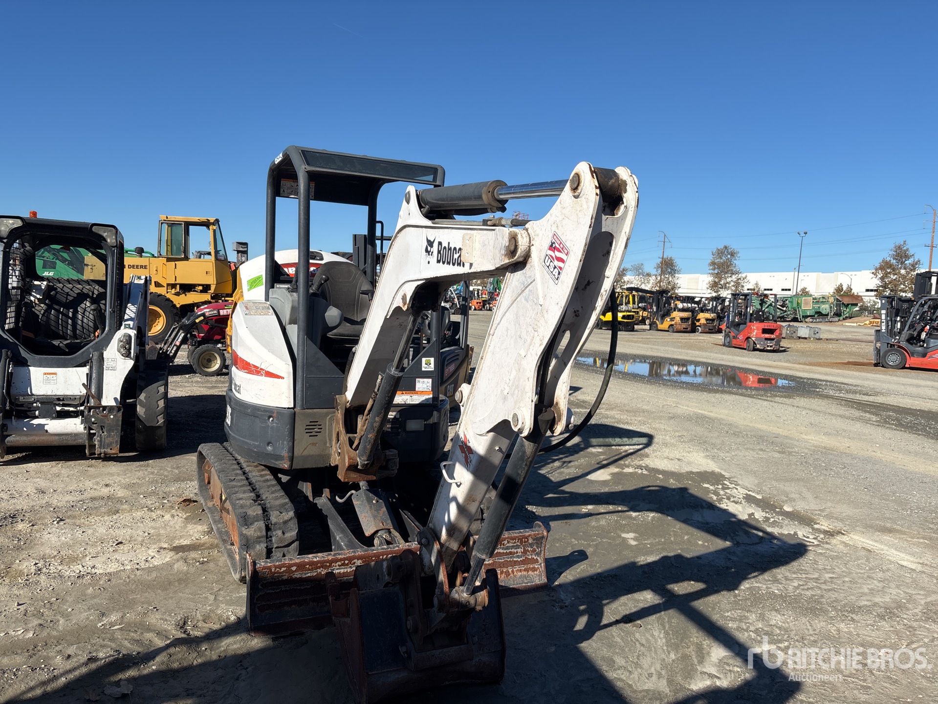 General Appearance with Picture, Right Front Corner