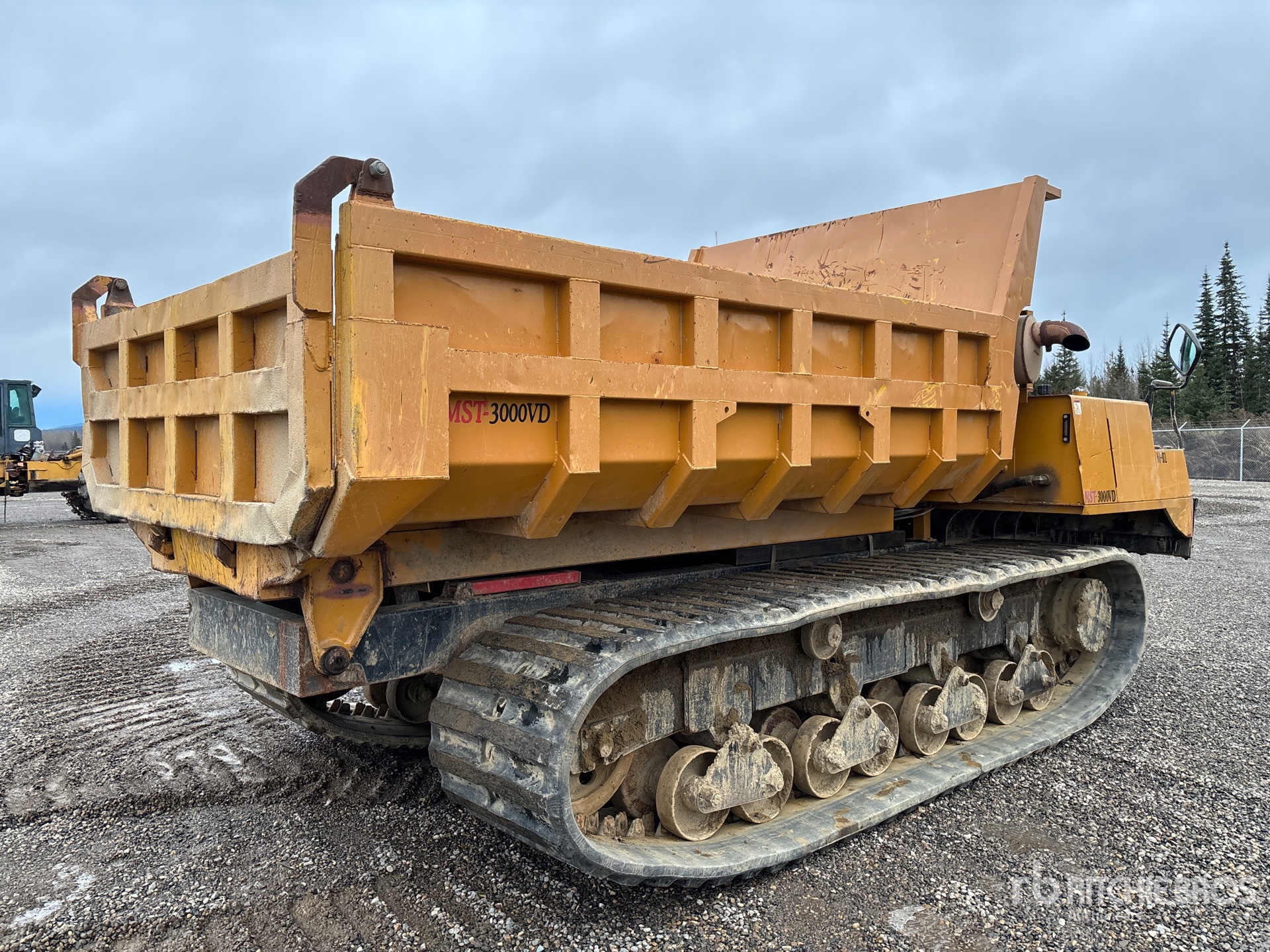 General Appearance with Bild, Ecke hinten rechts