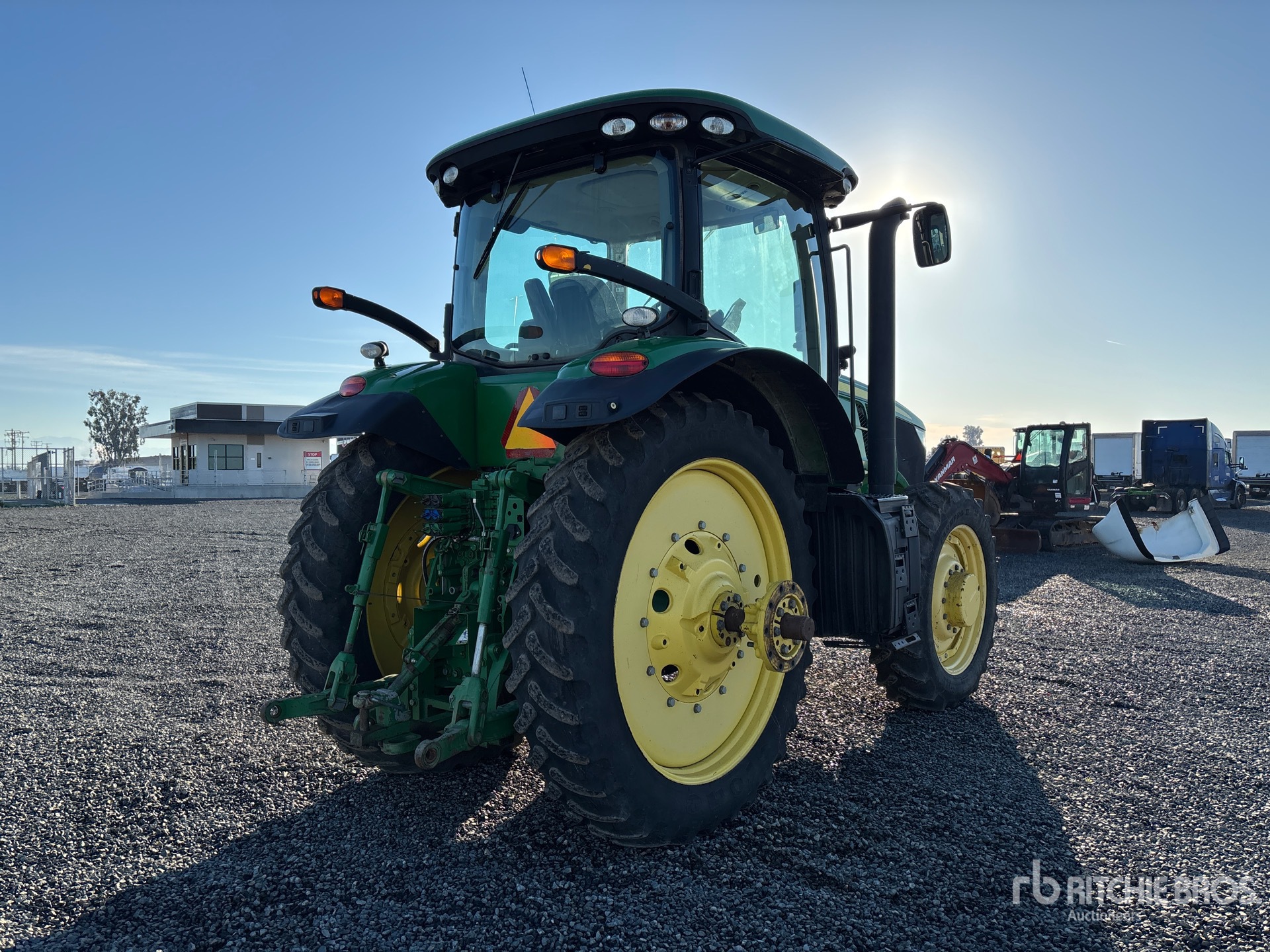 General Appearance with Foto, angolo anteriore sinistro