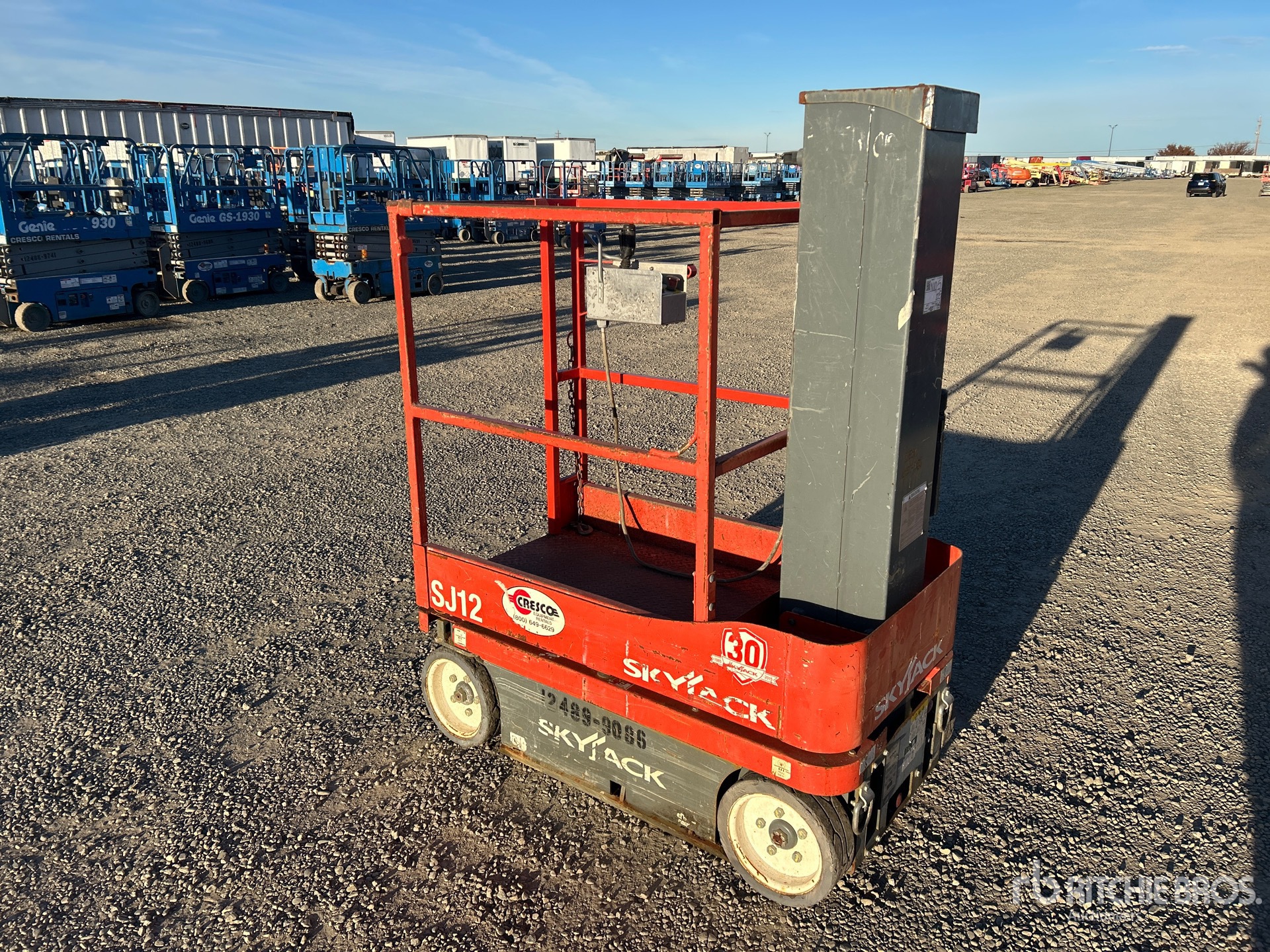 General Appearance with Picture, Left Rear Corner