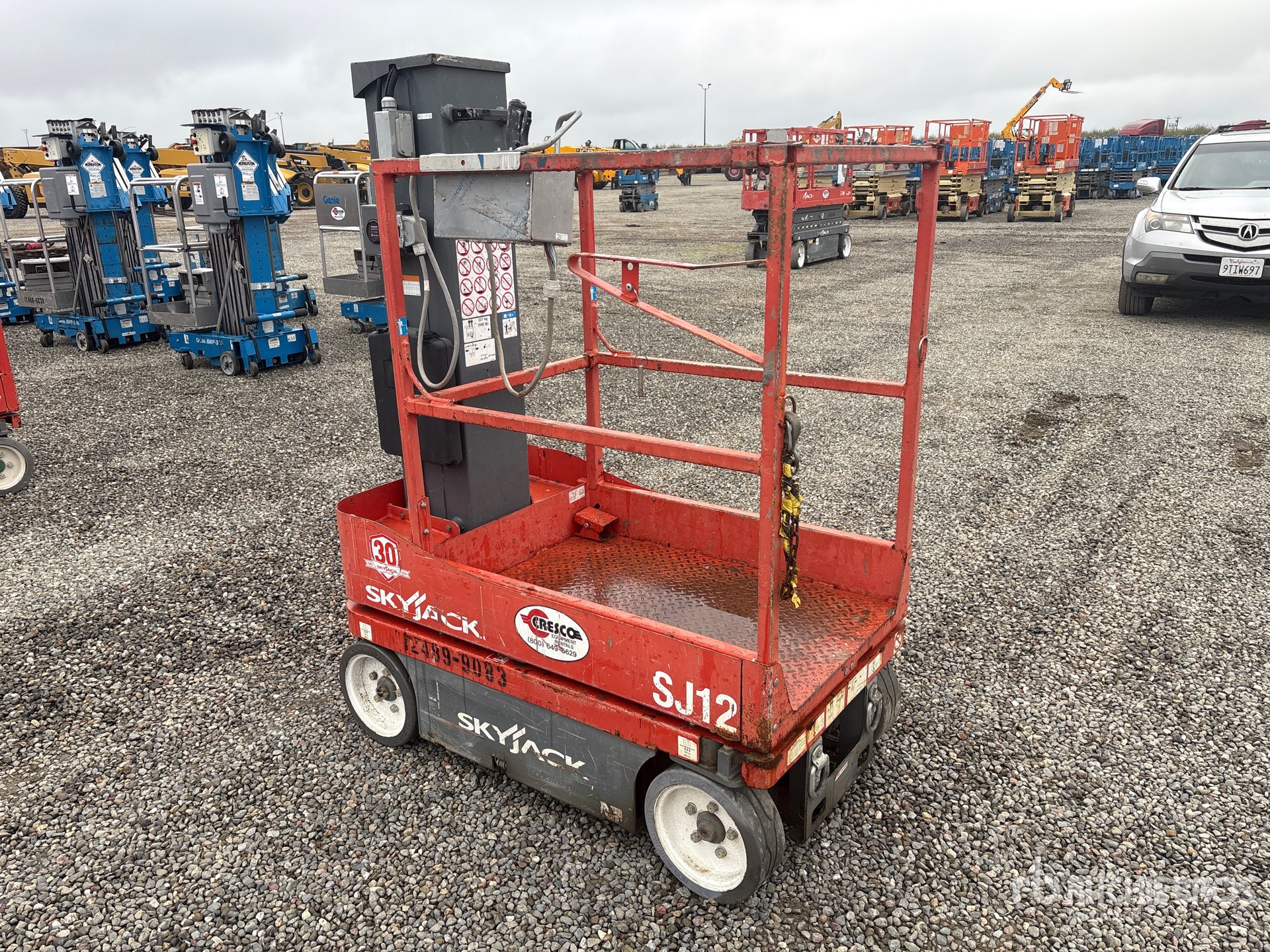 General Appearance with Picture, Right Front Corner