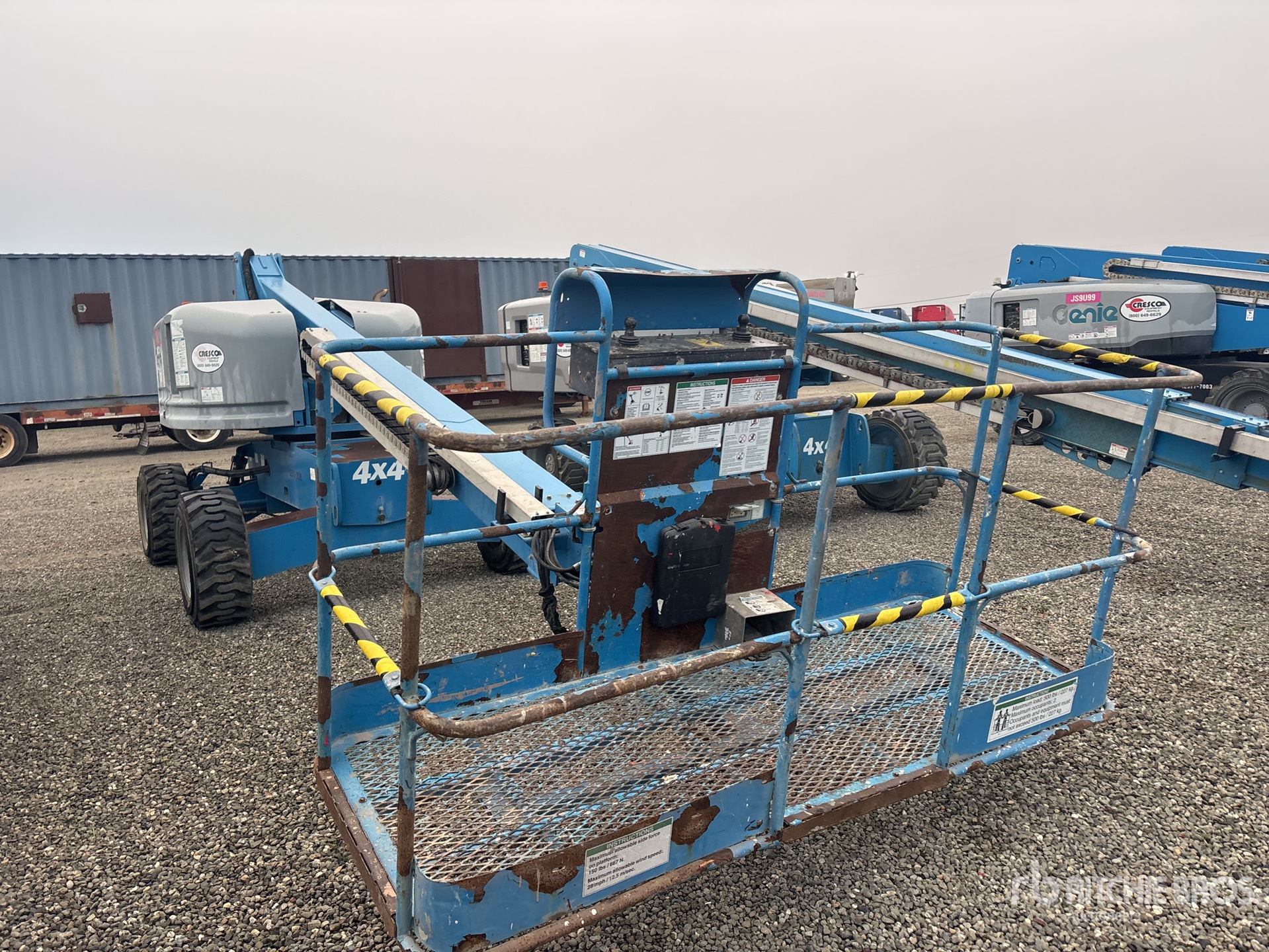 General Appearance with Picture, Right Front Corner