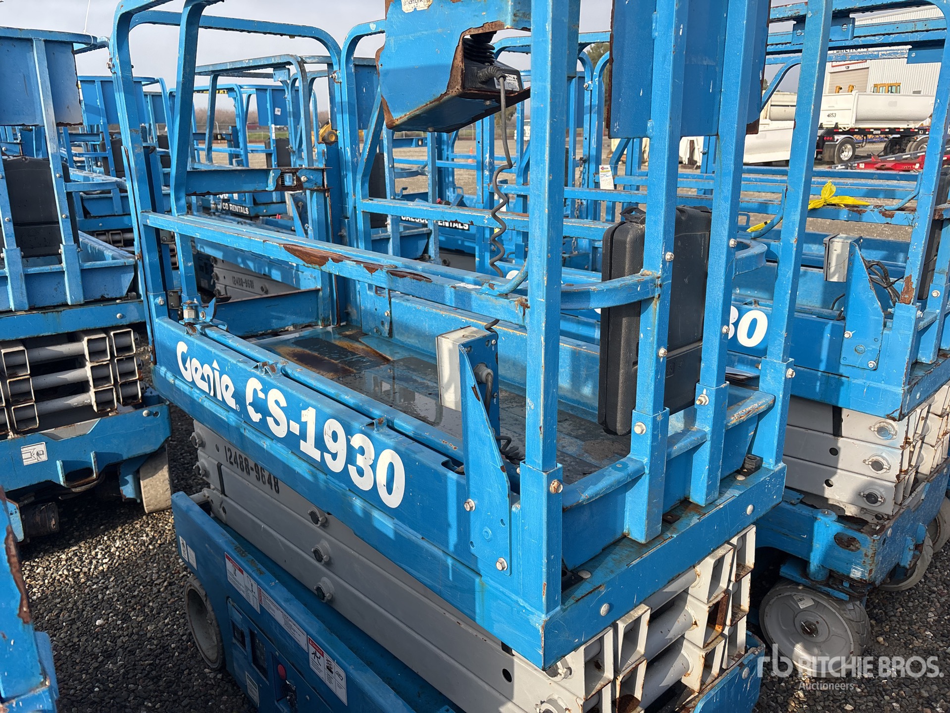 General Appearance with Picture, Left Rear Corner