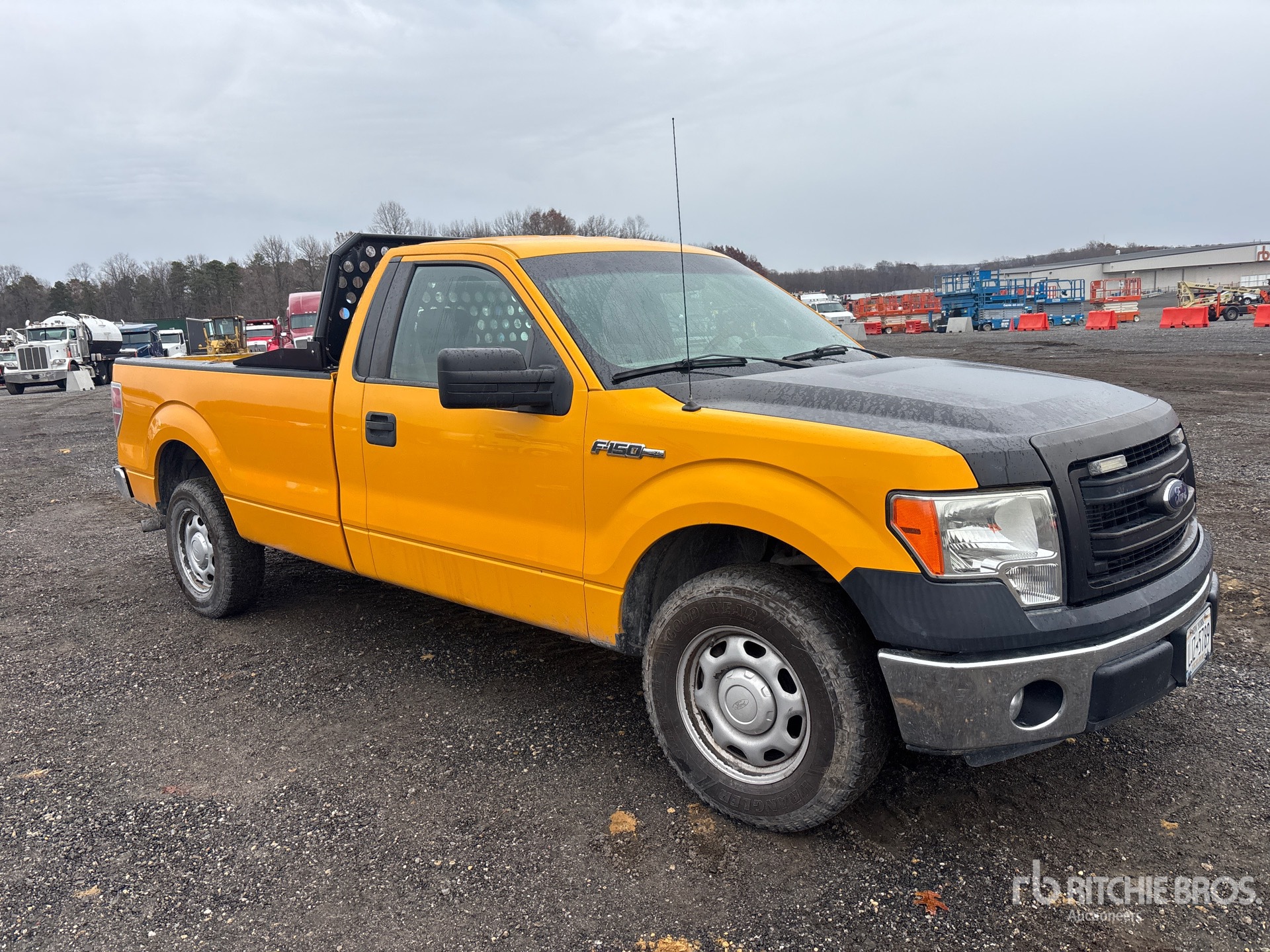 General Appearance with Picture, Right Front Corner