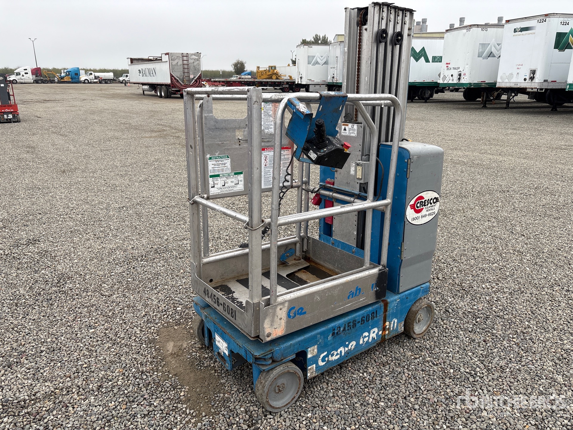 General Appearance with Picture, Left Front Corner