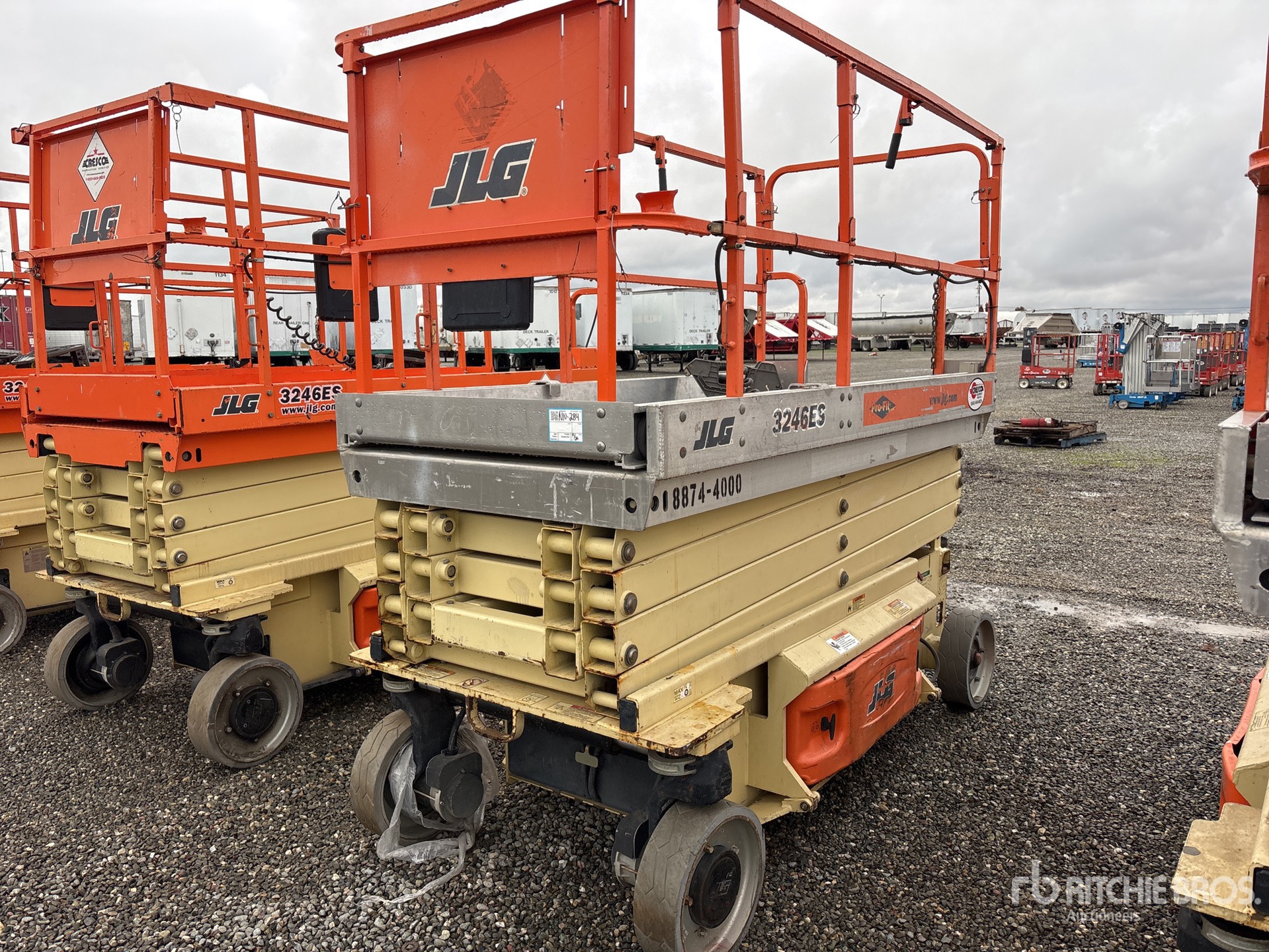 General Appearance with Picture, Right Rear Corner