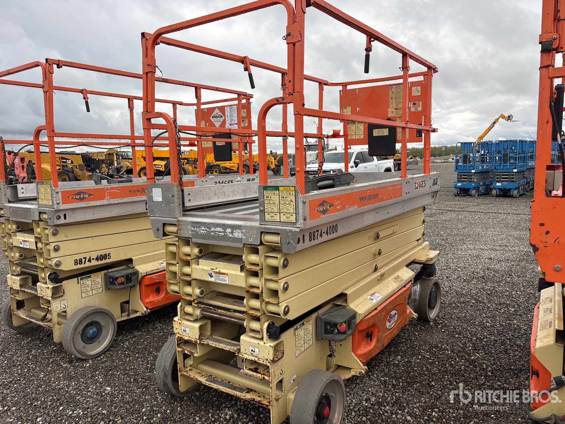 General Appearance with Featured Photo