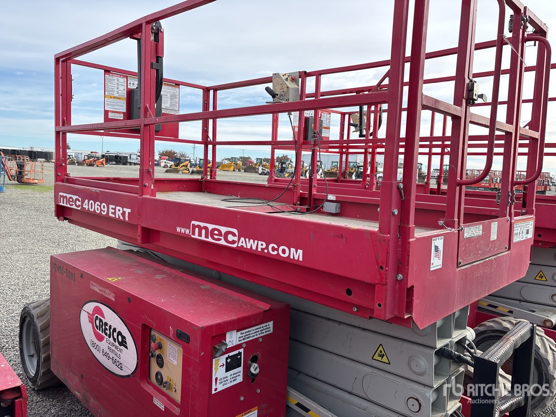 General Appearance with Picture, Left Rear Corner