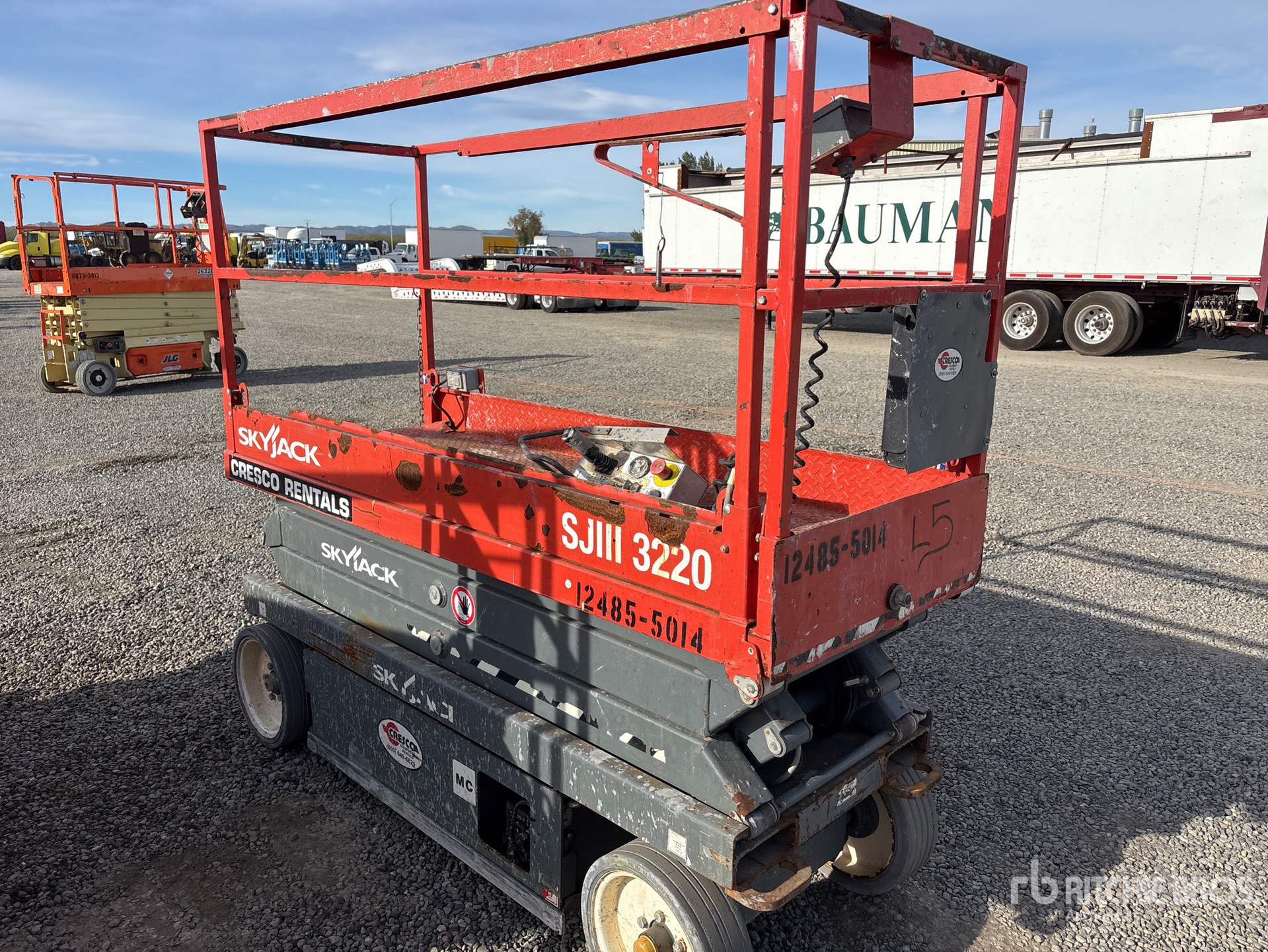 General Appearance with Picture, Left Rear Corner