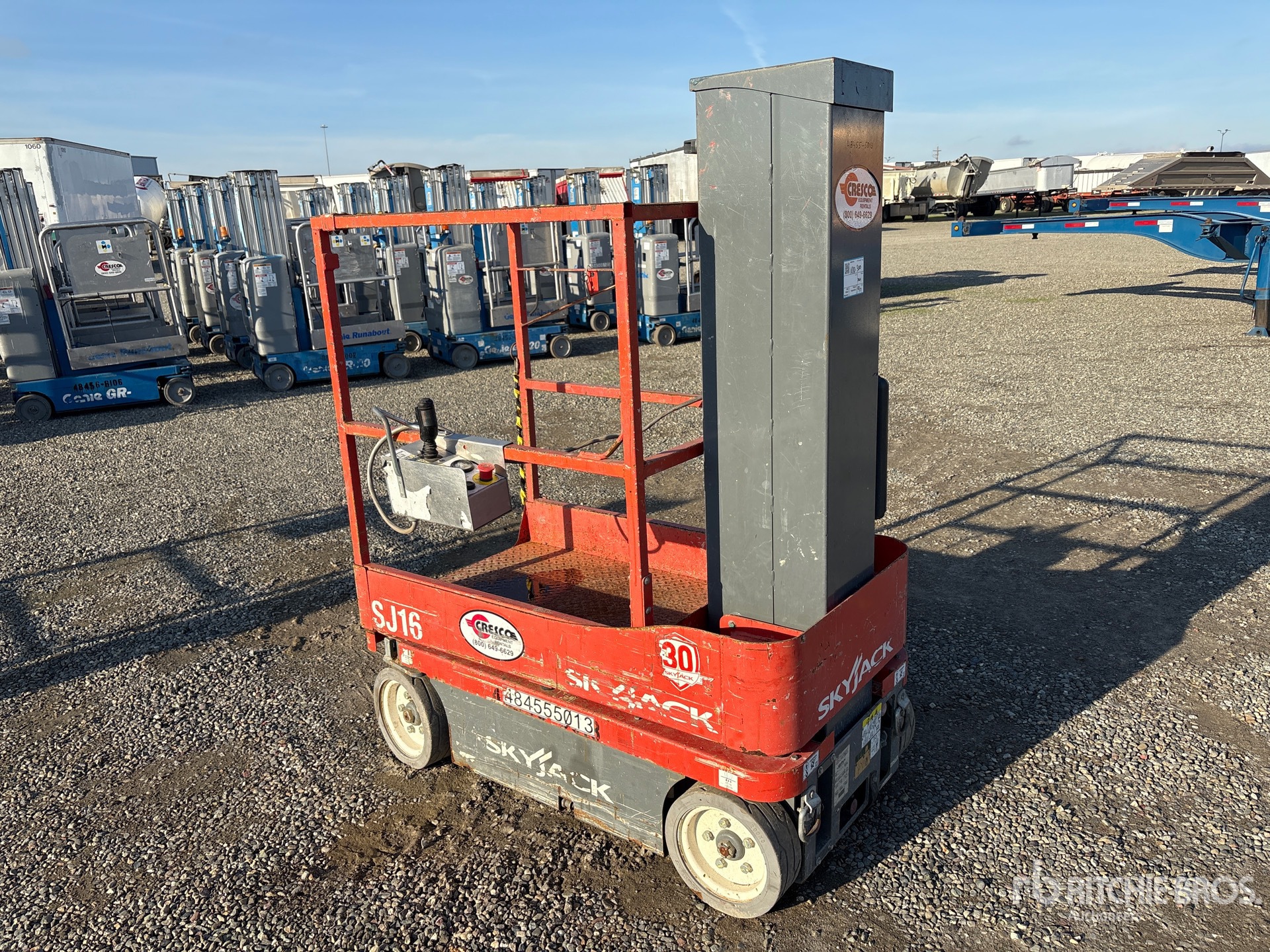 General Appearance with Picture, Left Rear Corner