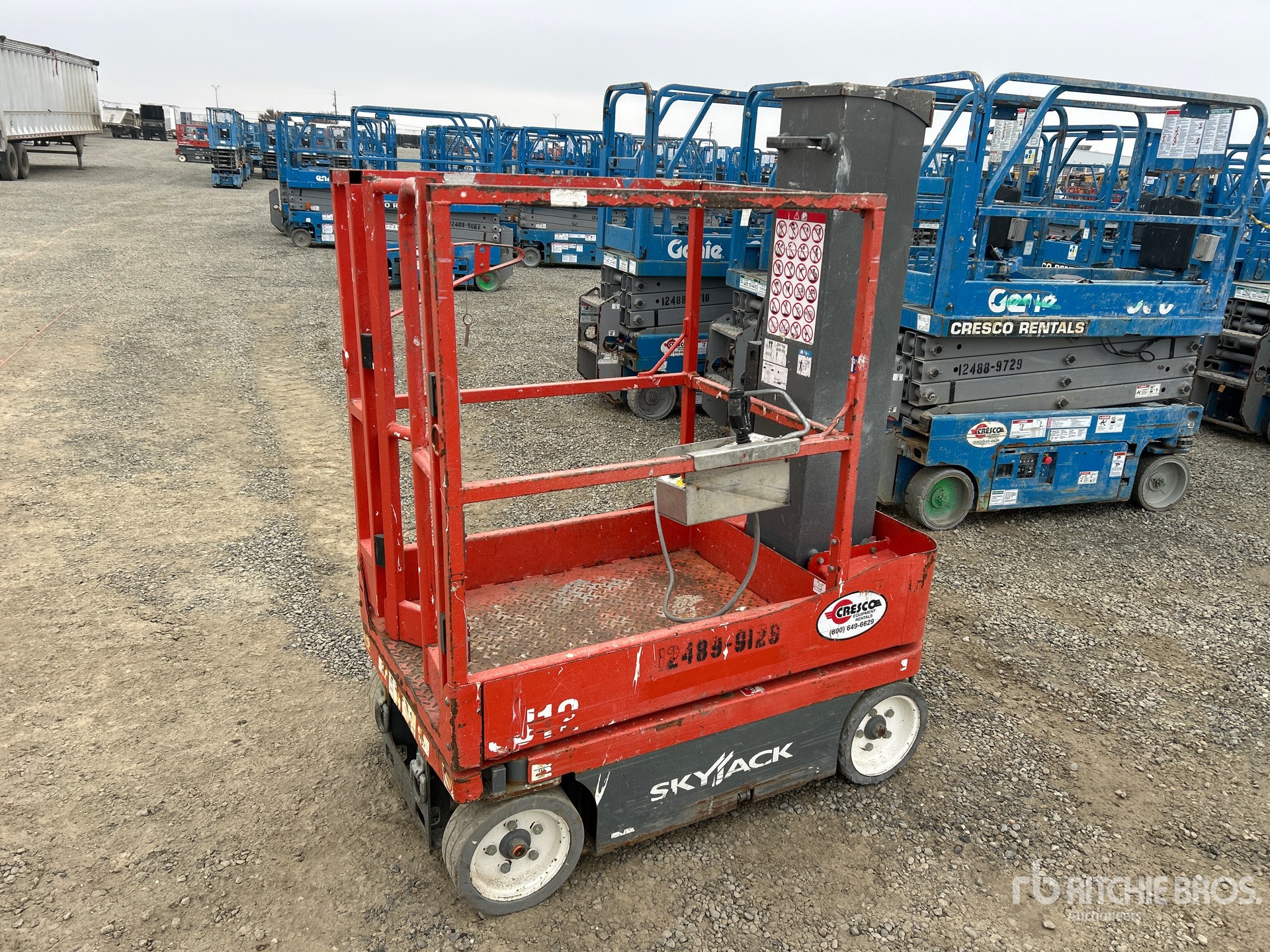 General Appearance with Picture, Left Front Corner