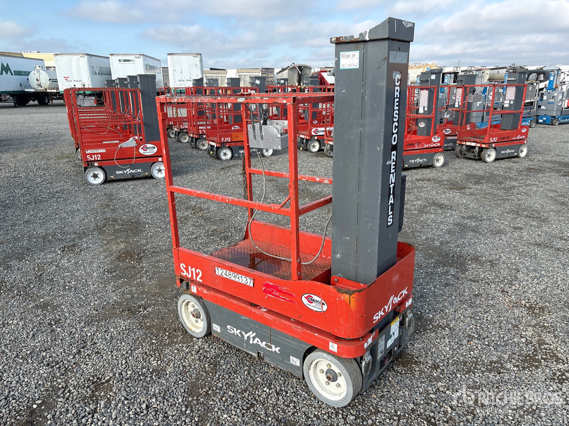 General Appearance with Picture, Left Rear Corner