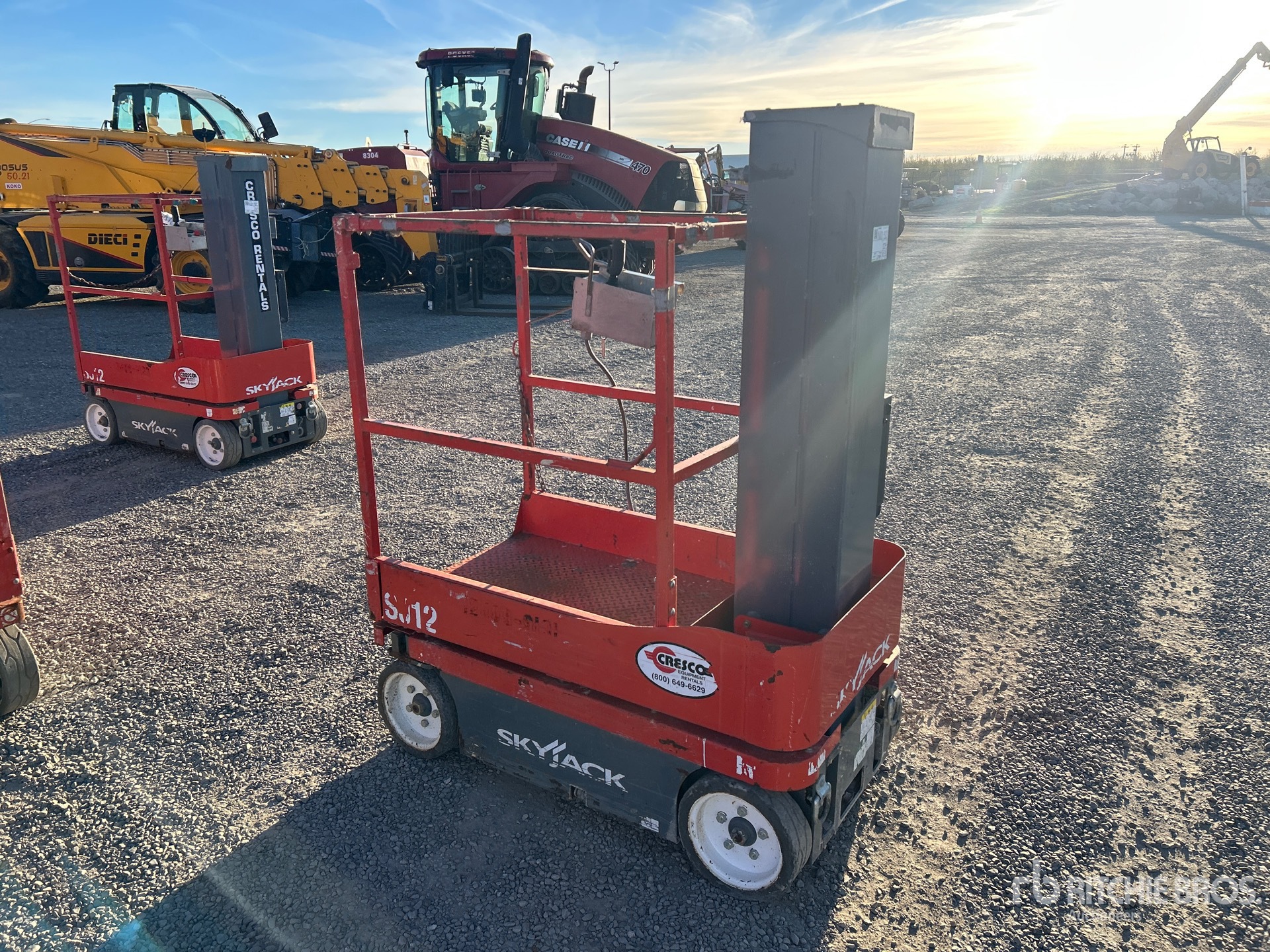 General Appearance with Picture, Left Rear Corner