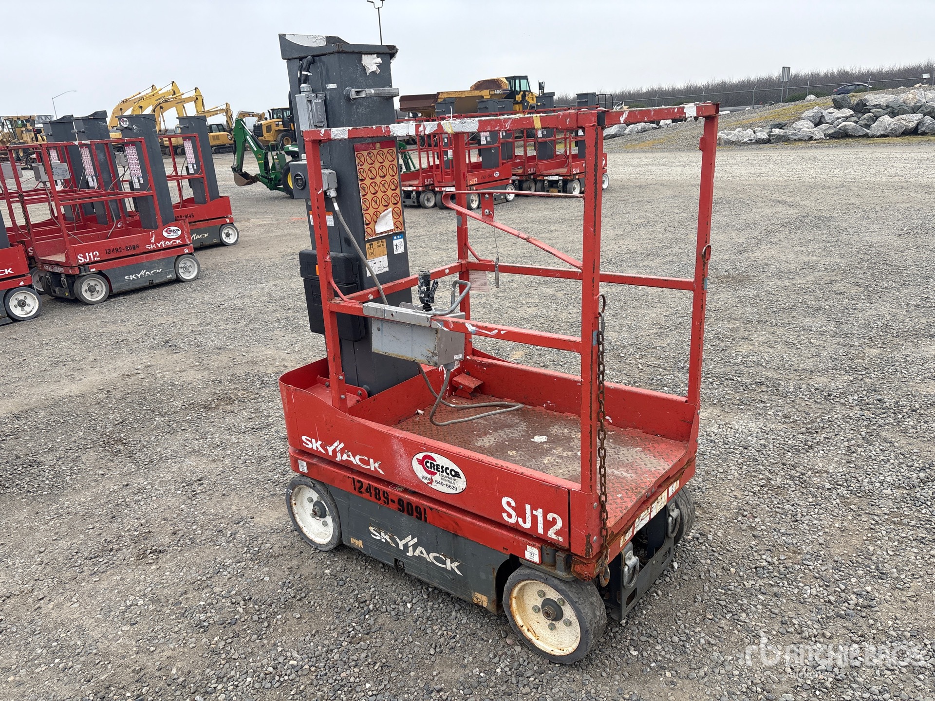 General Appearance with Picture, Right Front Corner