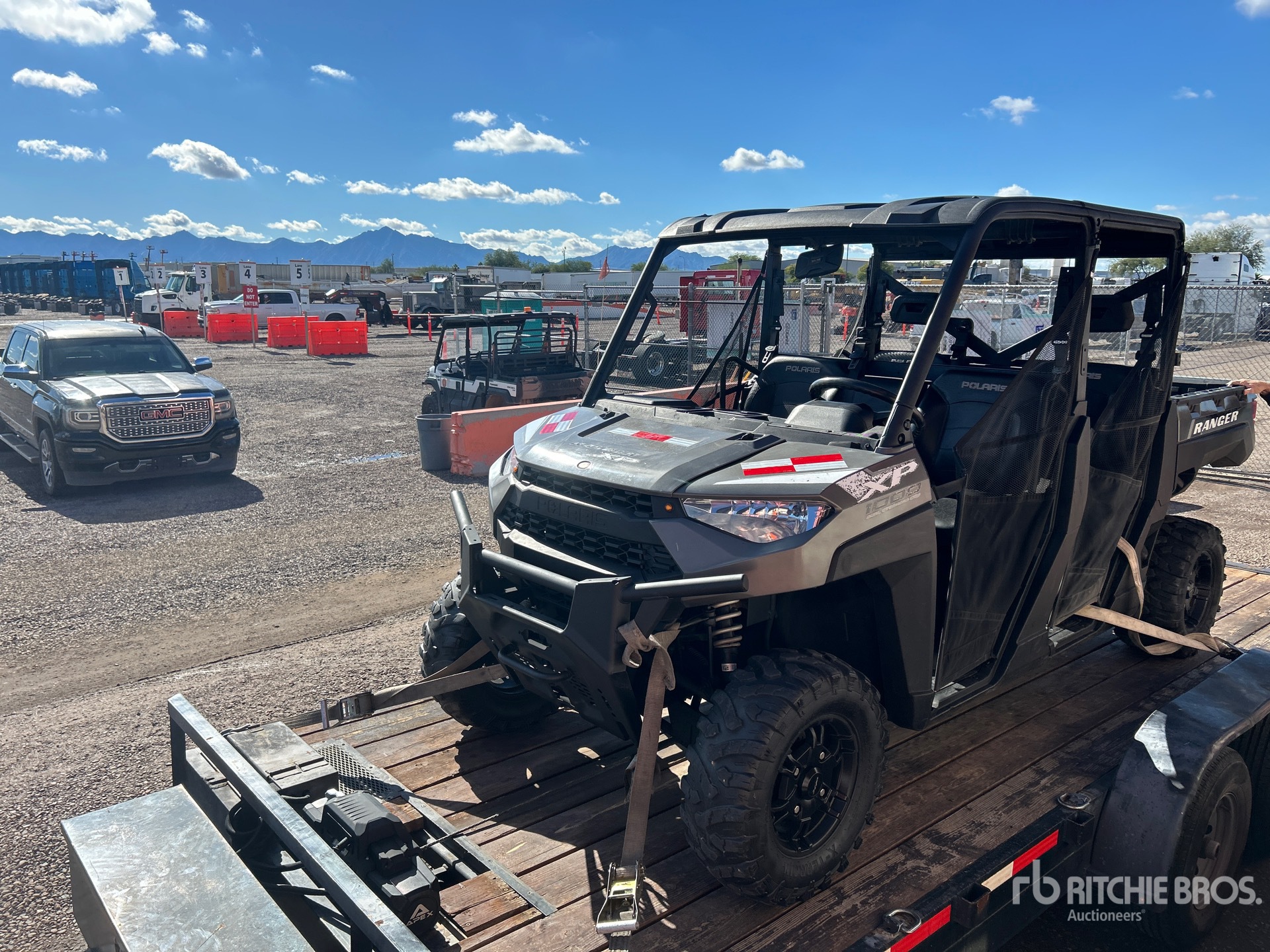 General Appearance with Featured Photo